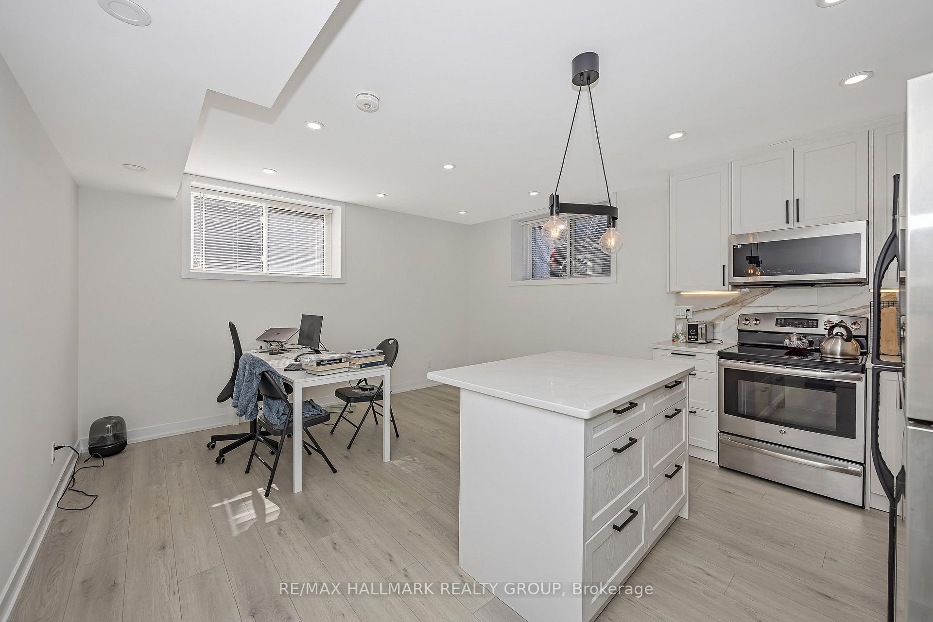 Photo 31 of 468 Mutual Street, Ottawa, Castle Heights — HOMEH