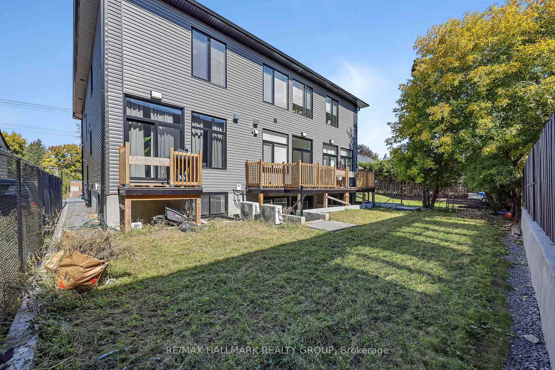 Photo 45 of 468 Mutual Street, Ottawa, Castle Heights — HOMEH