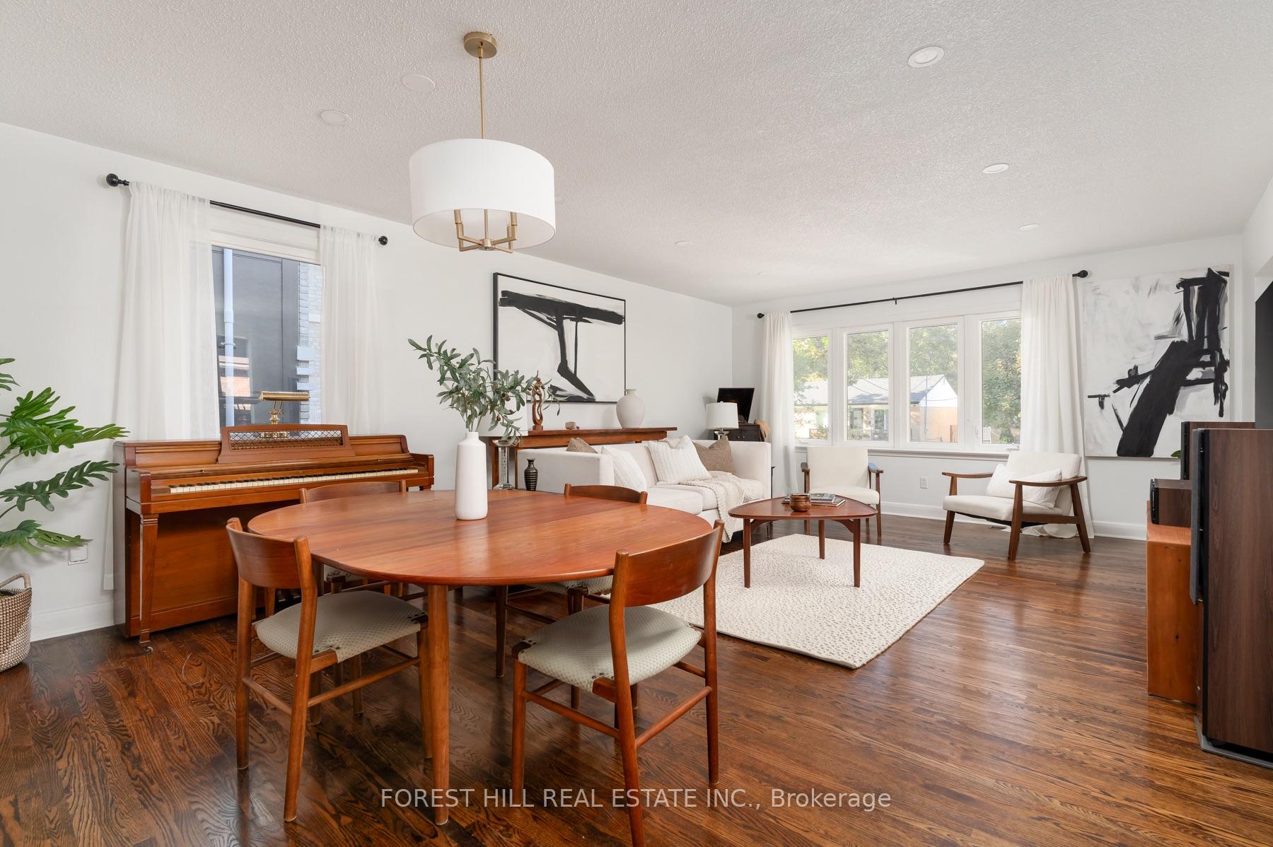 Photo 5 of 37 Cynthia Road, Toronto, Rockcliffe-Smythe — HOMEH