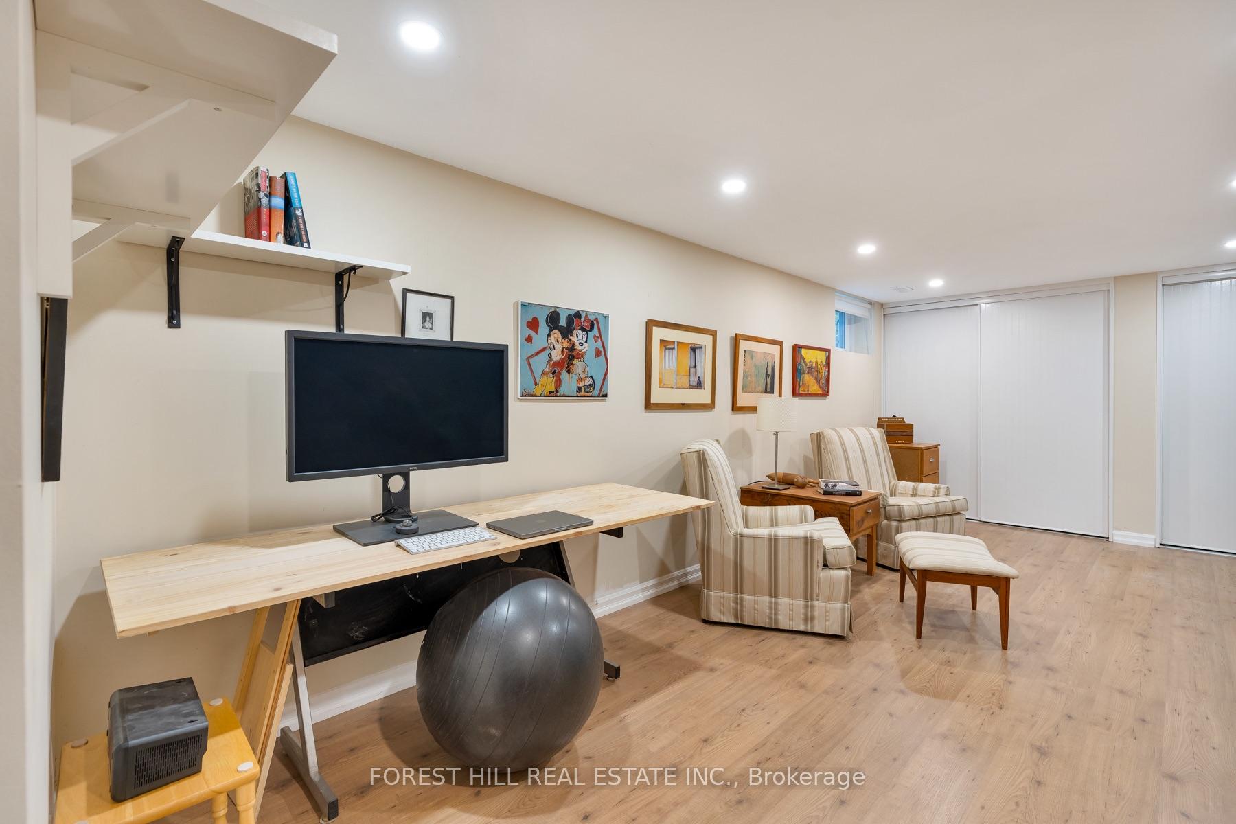 Photo 27 of 37 Cynthia Road, Toronto, Rockcliffe-Smythe — HOMEH