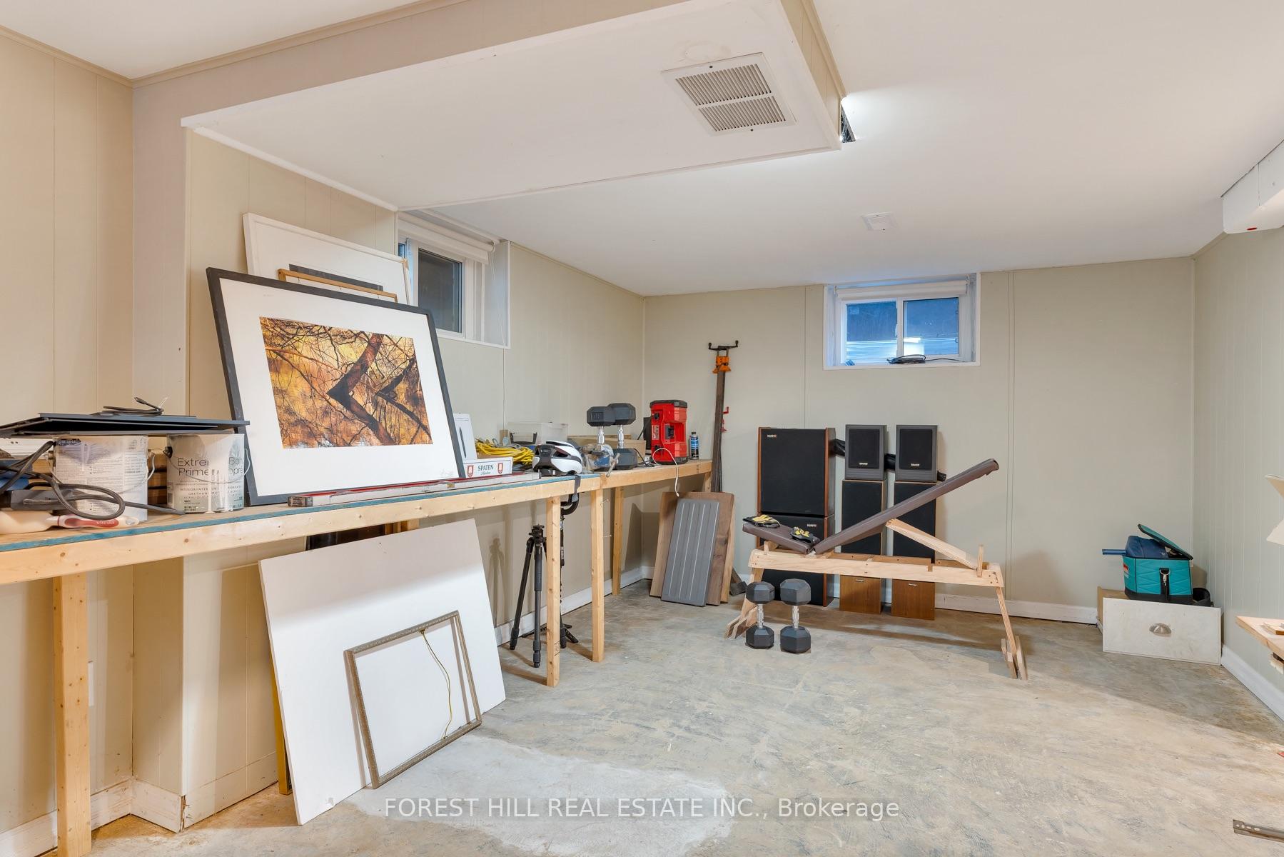 Photo 30 of 37 Cynthia Road, Toronto, Rockcliffe-Smythe — HOMEH