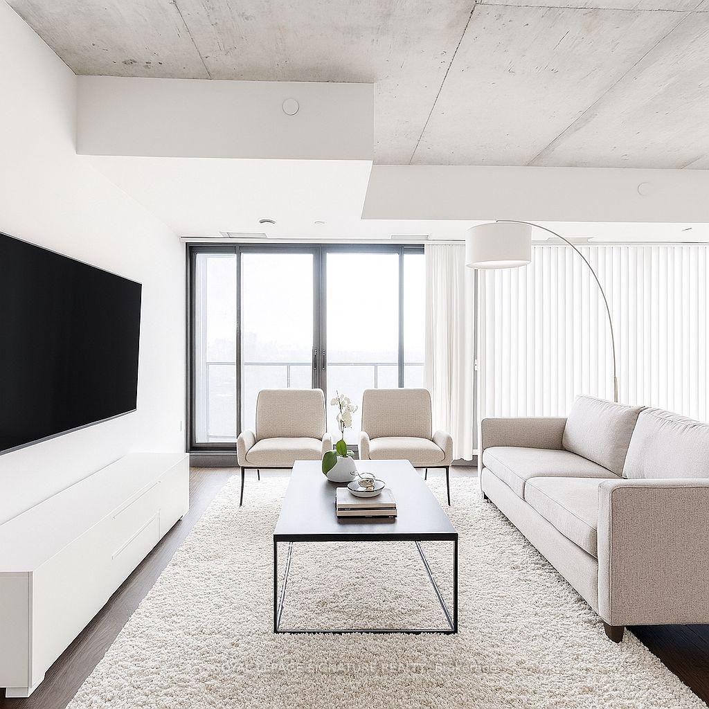 Photo of Unit 1004, 111 Bathurst Street
