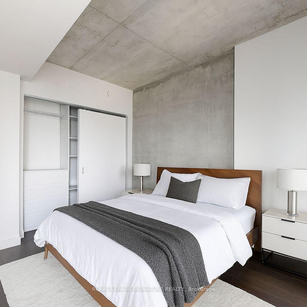 Photo 5 of Unit 1004, 111 Bathurst Street, Toronto, Waterfront Communities — HOMEH