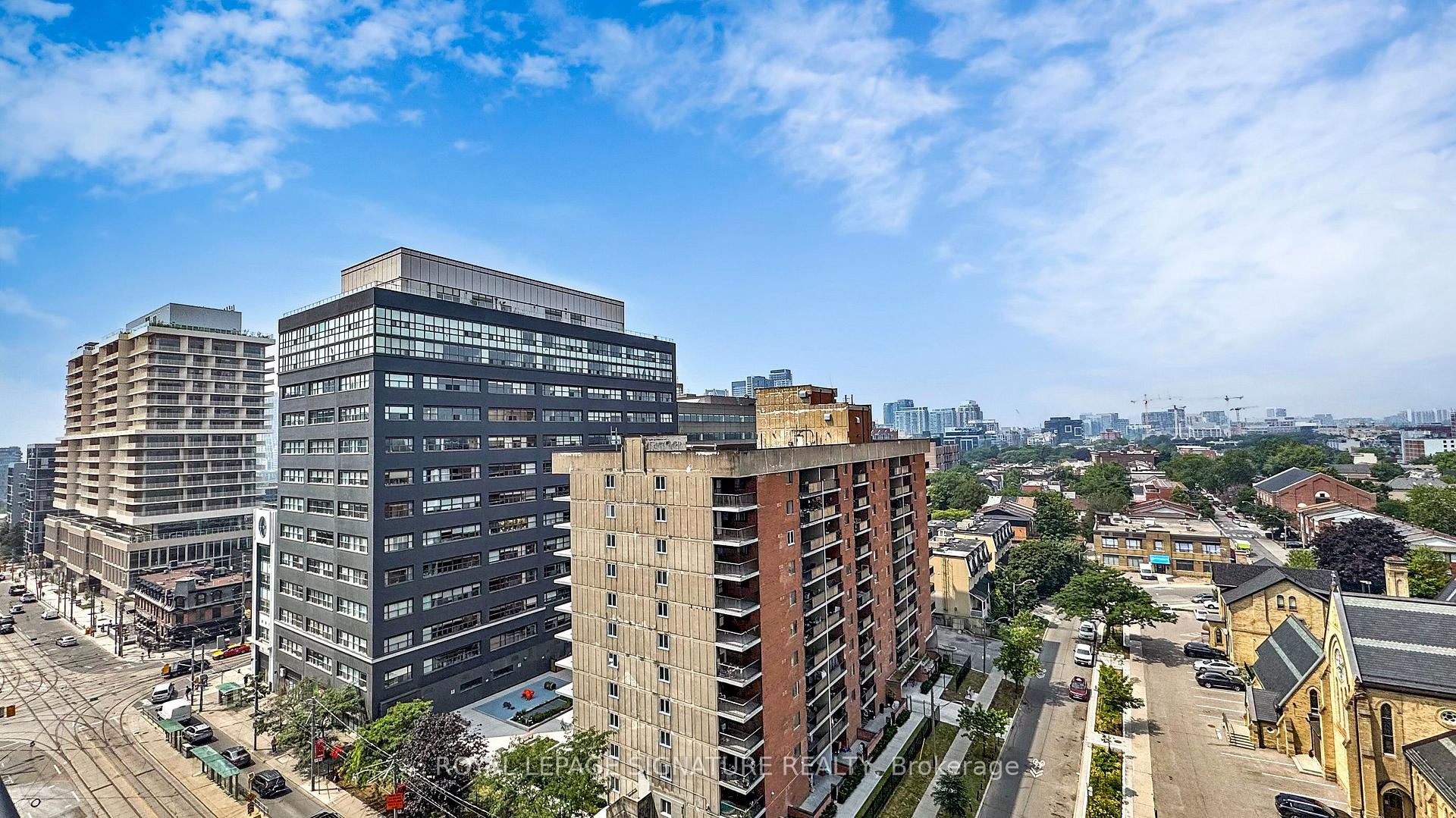 Photo 12 of Unit 1004, 111 Bathurst Street, Toronto, Waterfront Communities — HOMEH
