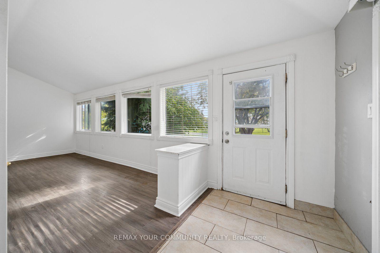 Photo 5 of 5440 Yonge Street, Innisfil, Gilford — HOMEH