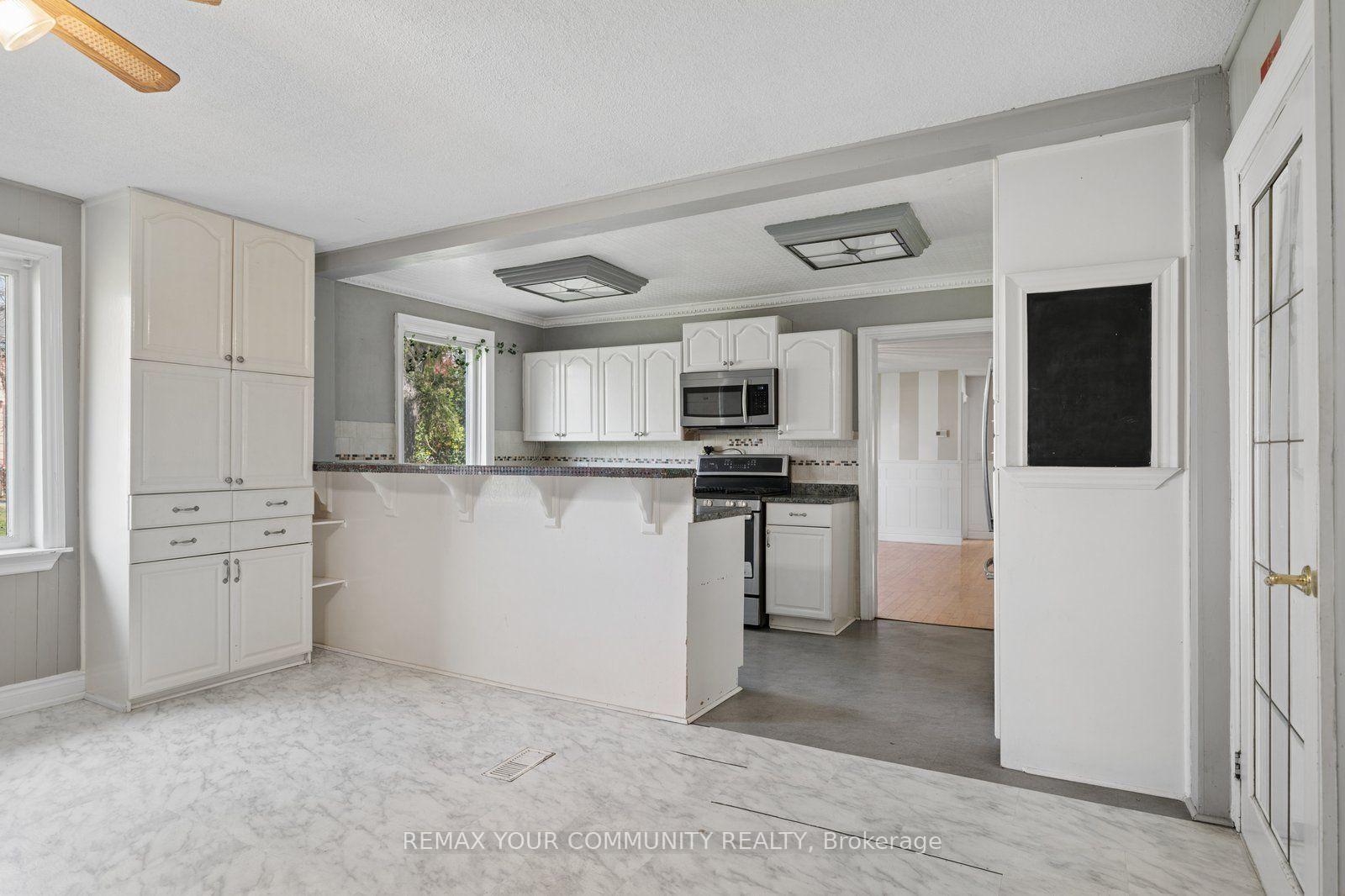 Photo 8 of 5440 Yonge Street, Innisfil, Gilford — HOMEH