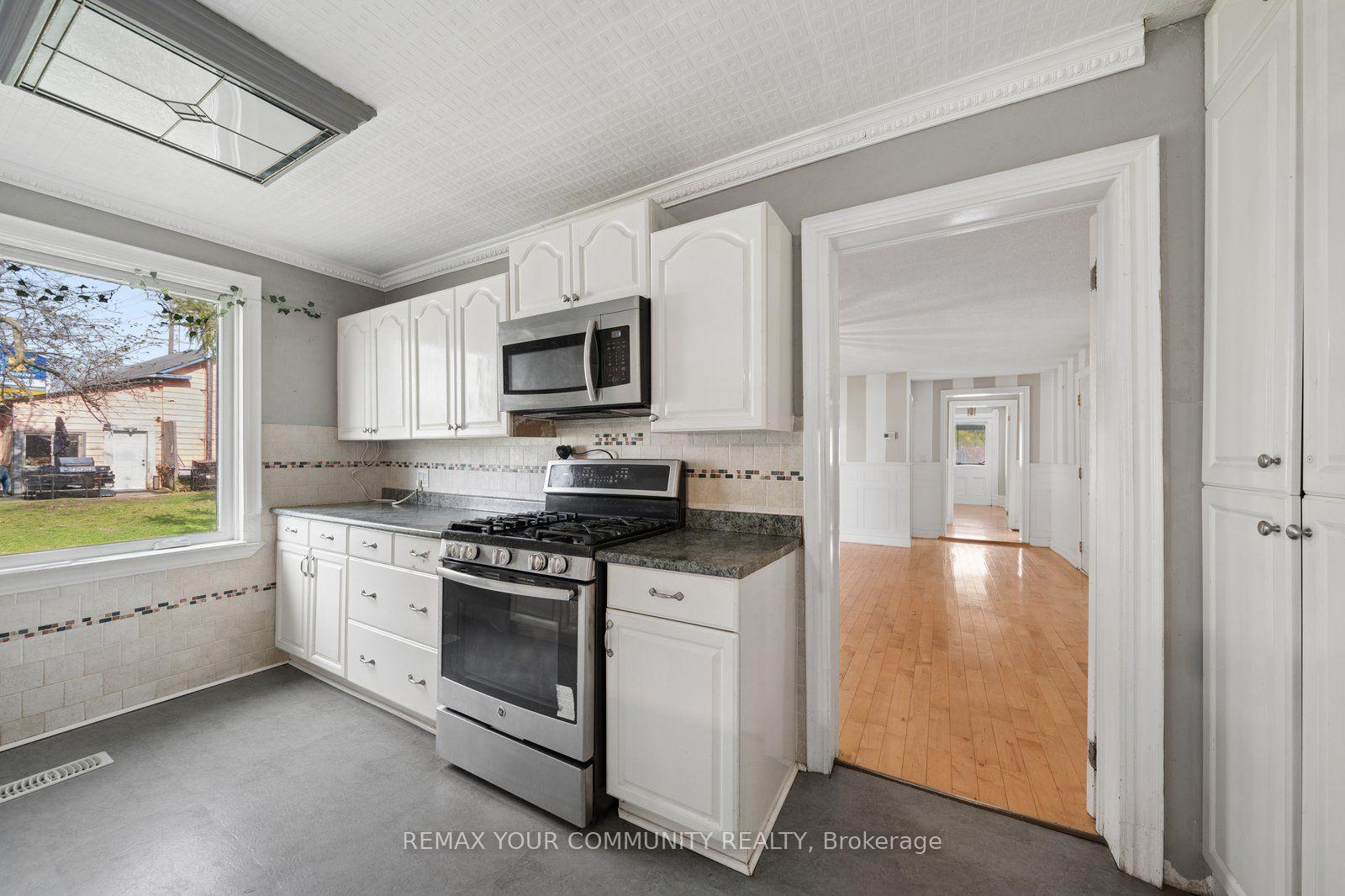 Photo 15 of 5440 Yonge Street, Innisfil, Gilford — HOMEH