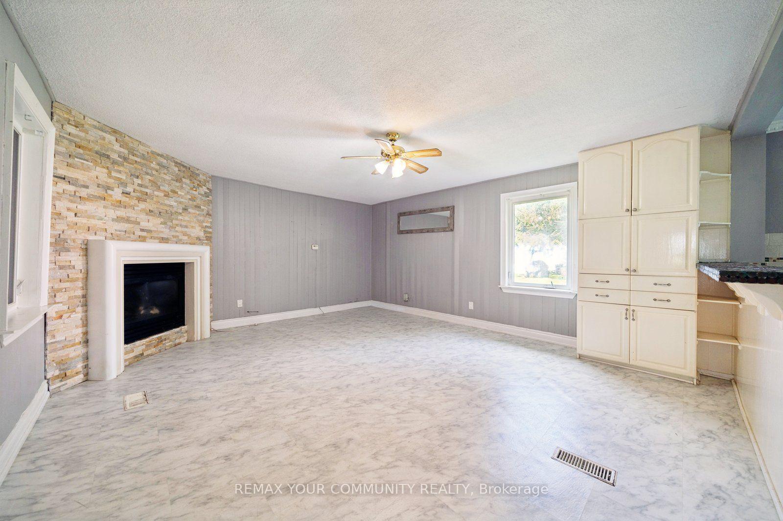 Photo 17 of 5440 Yonge Street, Innisfil, Gilford — HOMEH