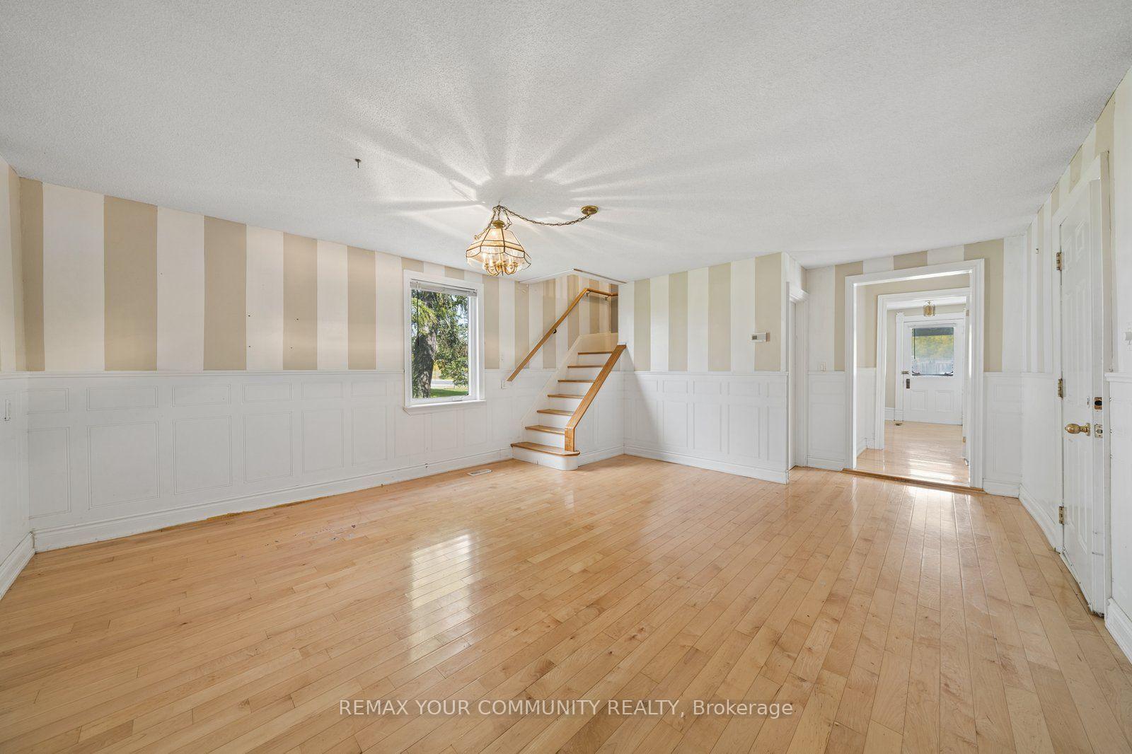 Photo 19 of 5440 Yonge Street, Innisfil, Gilford — HOMEH