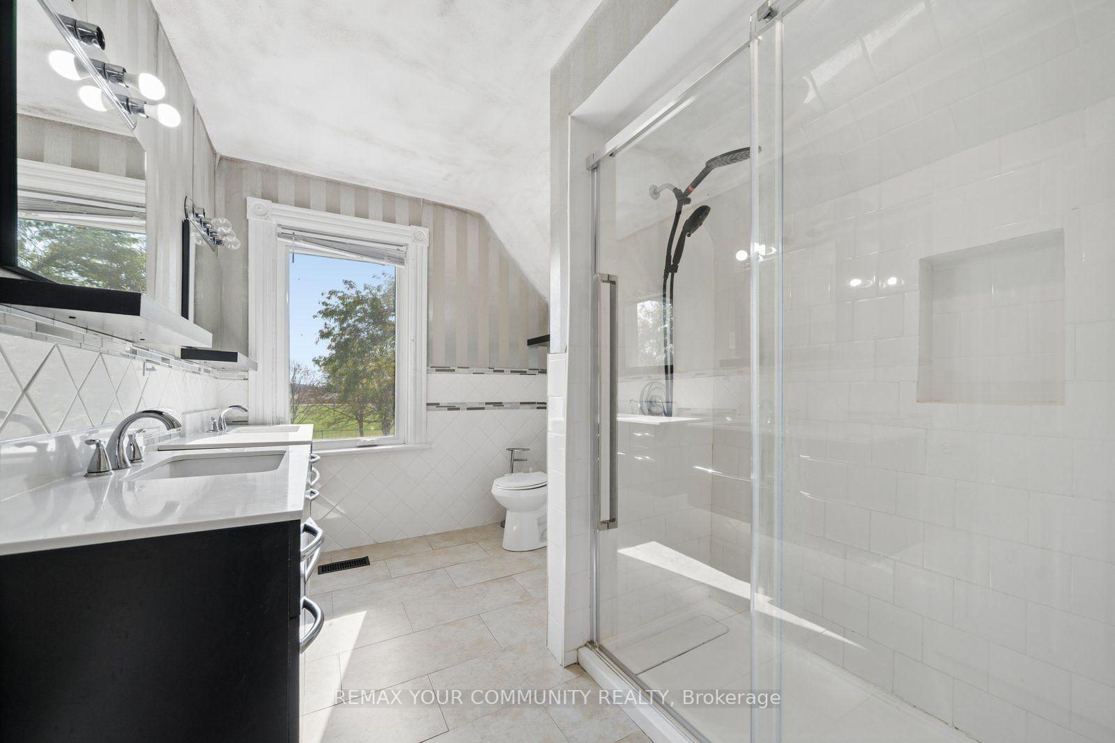 Photo 38 of 5440 Yonge Street, Innisfil, Gilford — HOMEH