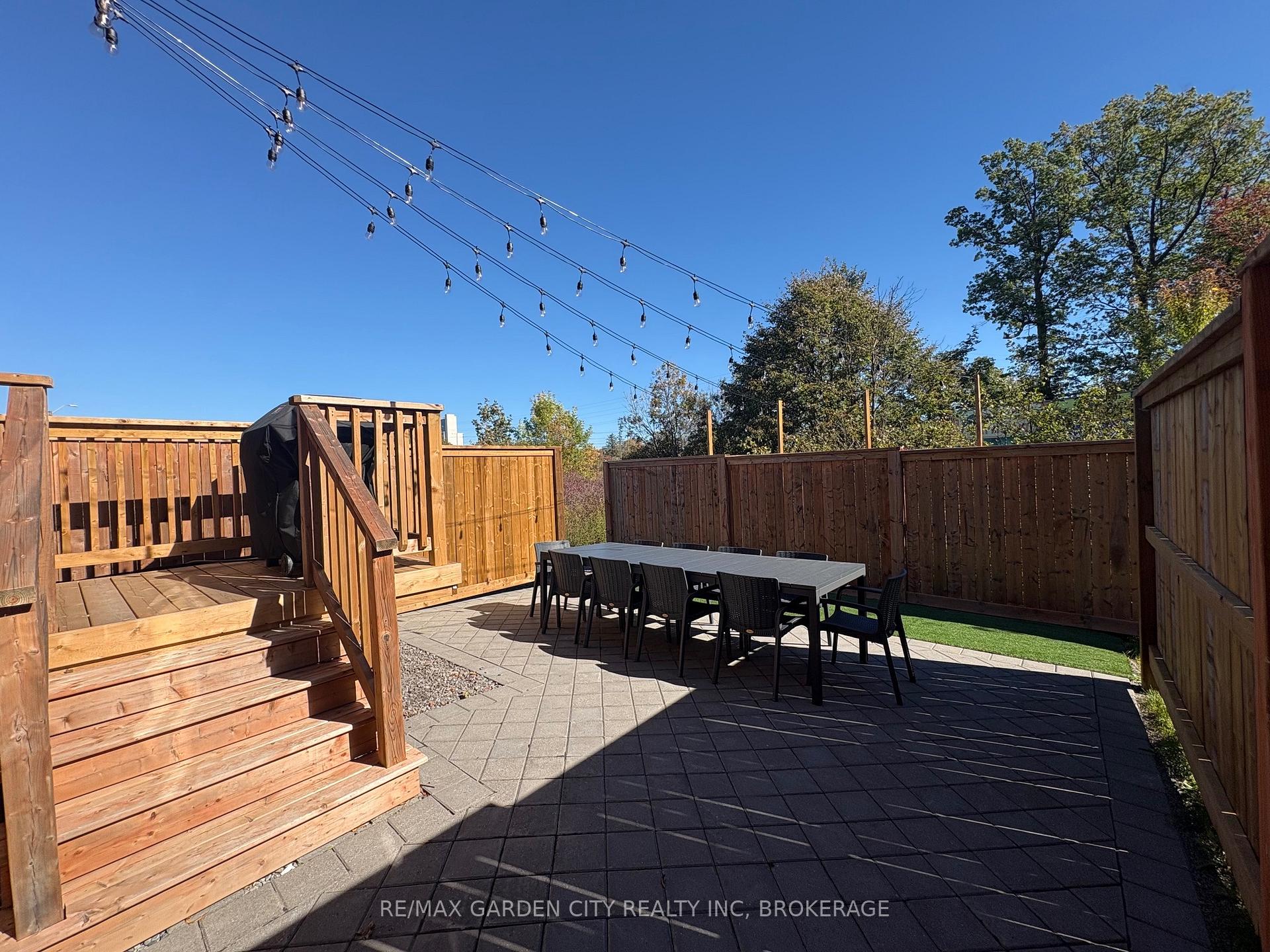 Photo 3 of 7460 Baycrest, Niagara Falls, Oldfield — HOMEH