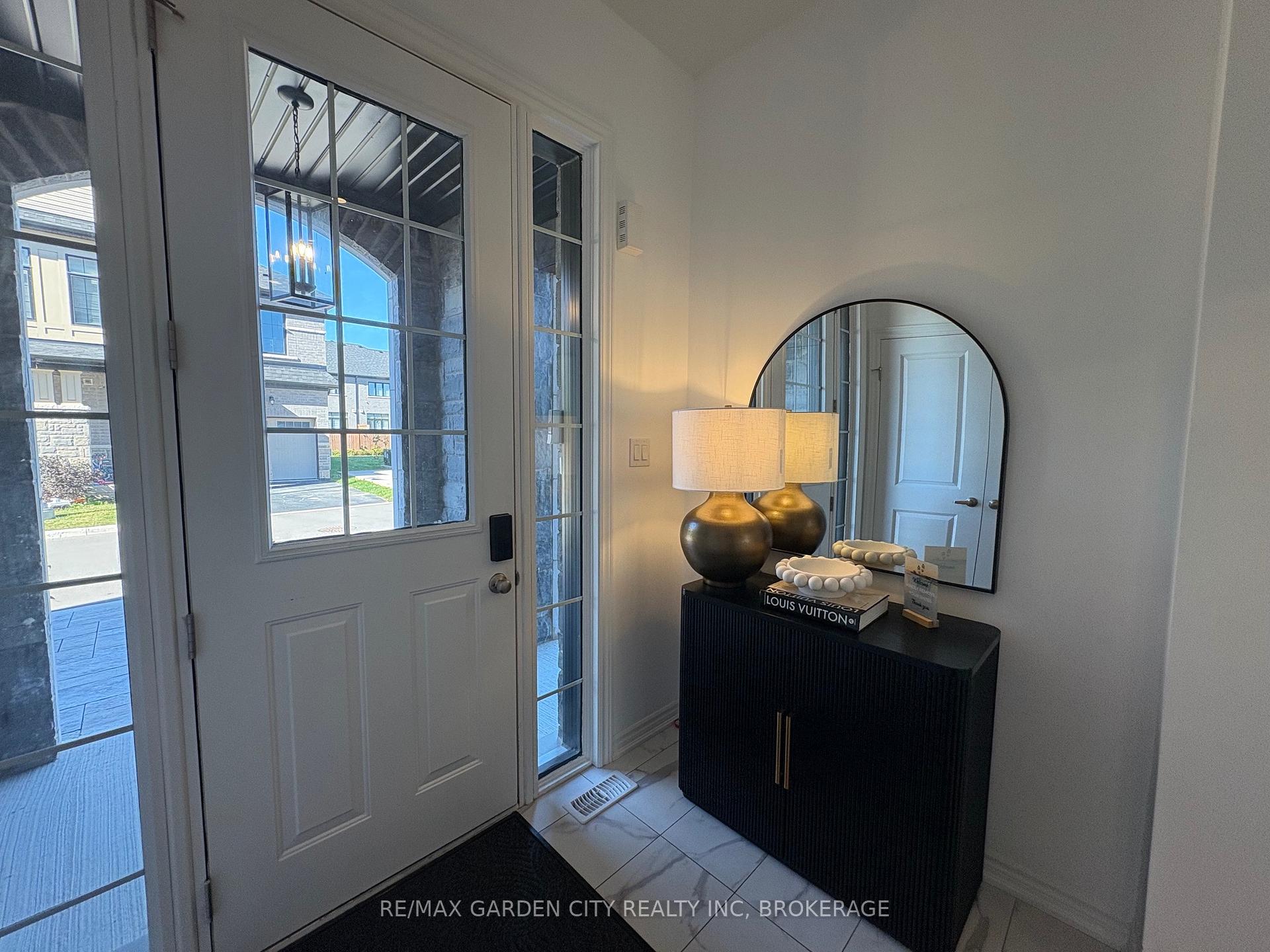 Photo 7 of 7460 Baycrest, Niagara Falls, Oldfield — HOMEH