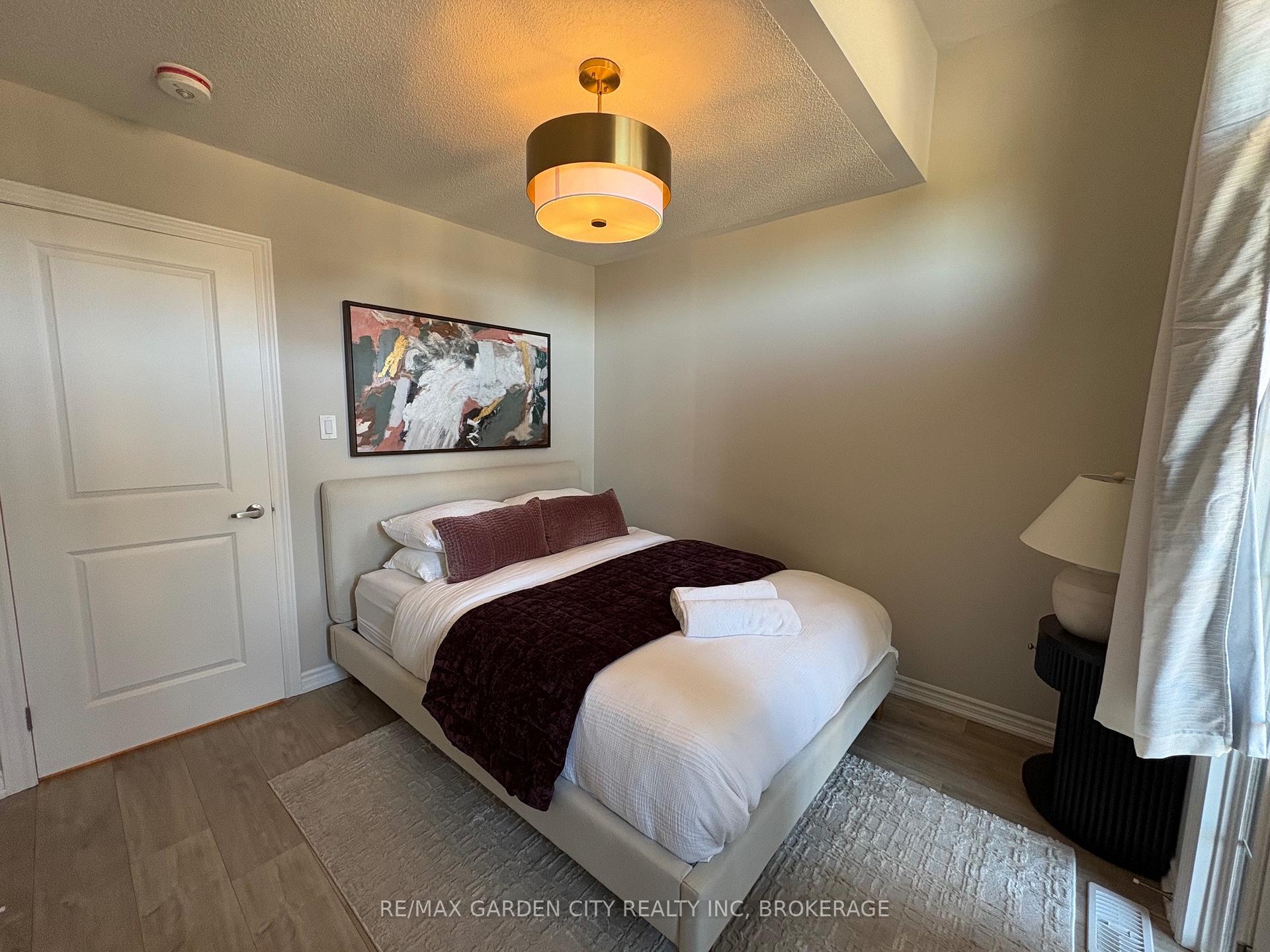 Photo 26 of 7460 Baycrest, Niagara Falls, Oldfield — HOMEH