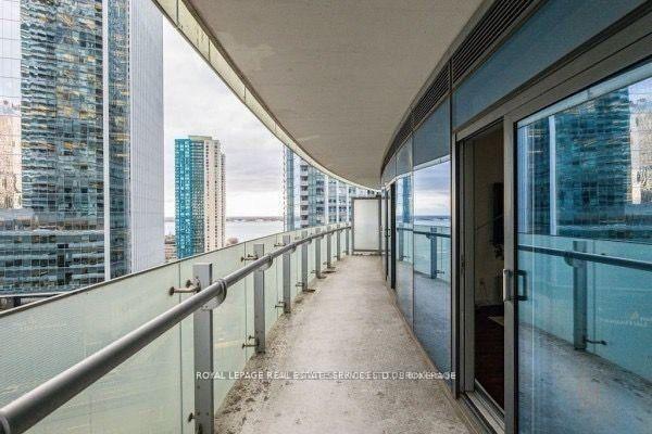 Photo 8 of Unit 1101, 14 York Street, Toronto, Waterfront Communities — HOMEH