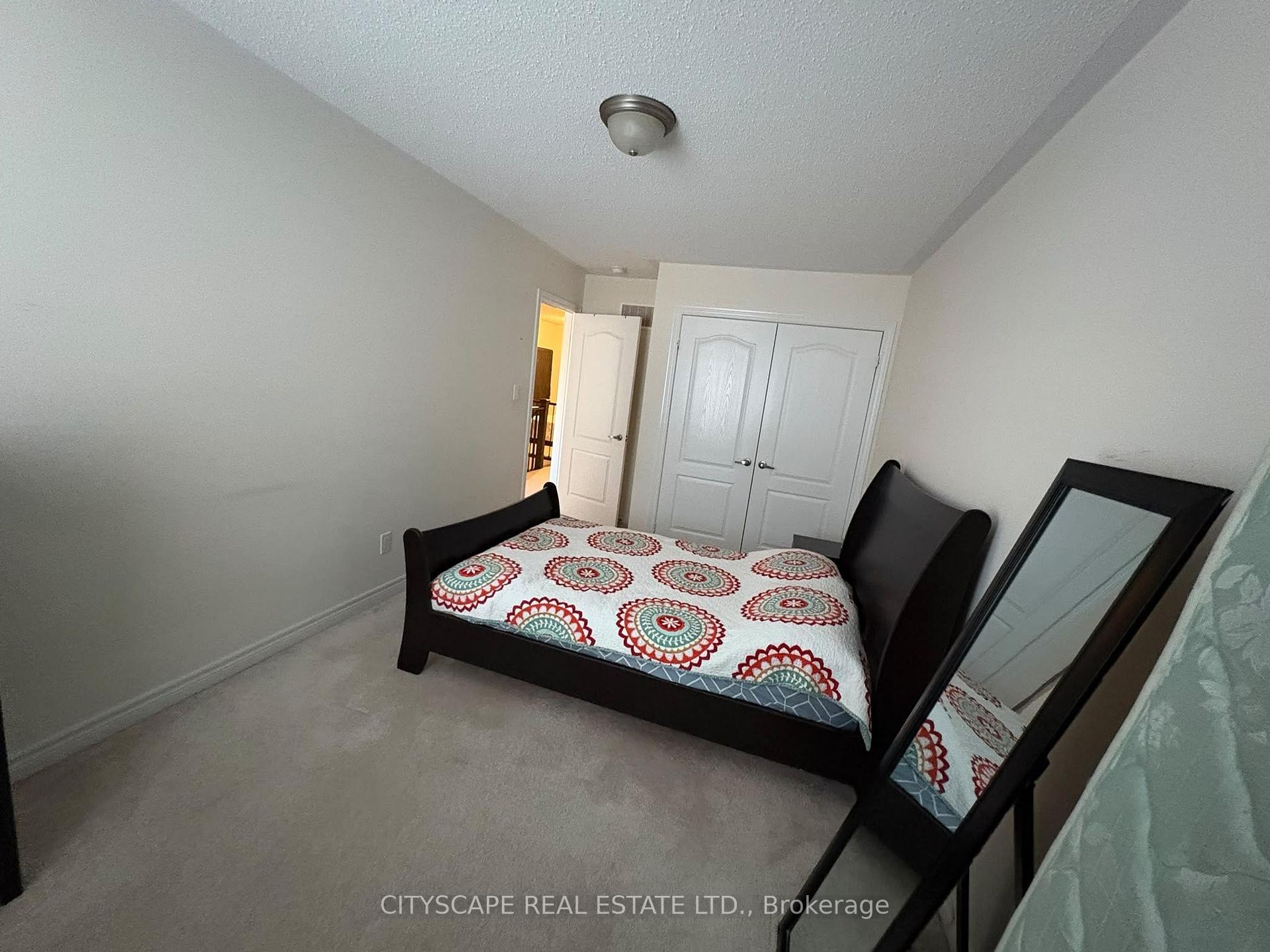 Photo 17 of 138 Sky Harbour Drive, Brampton, Brampton West — HOMEH