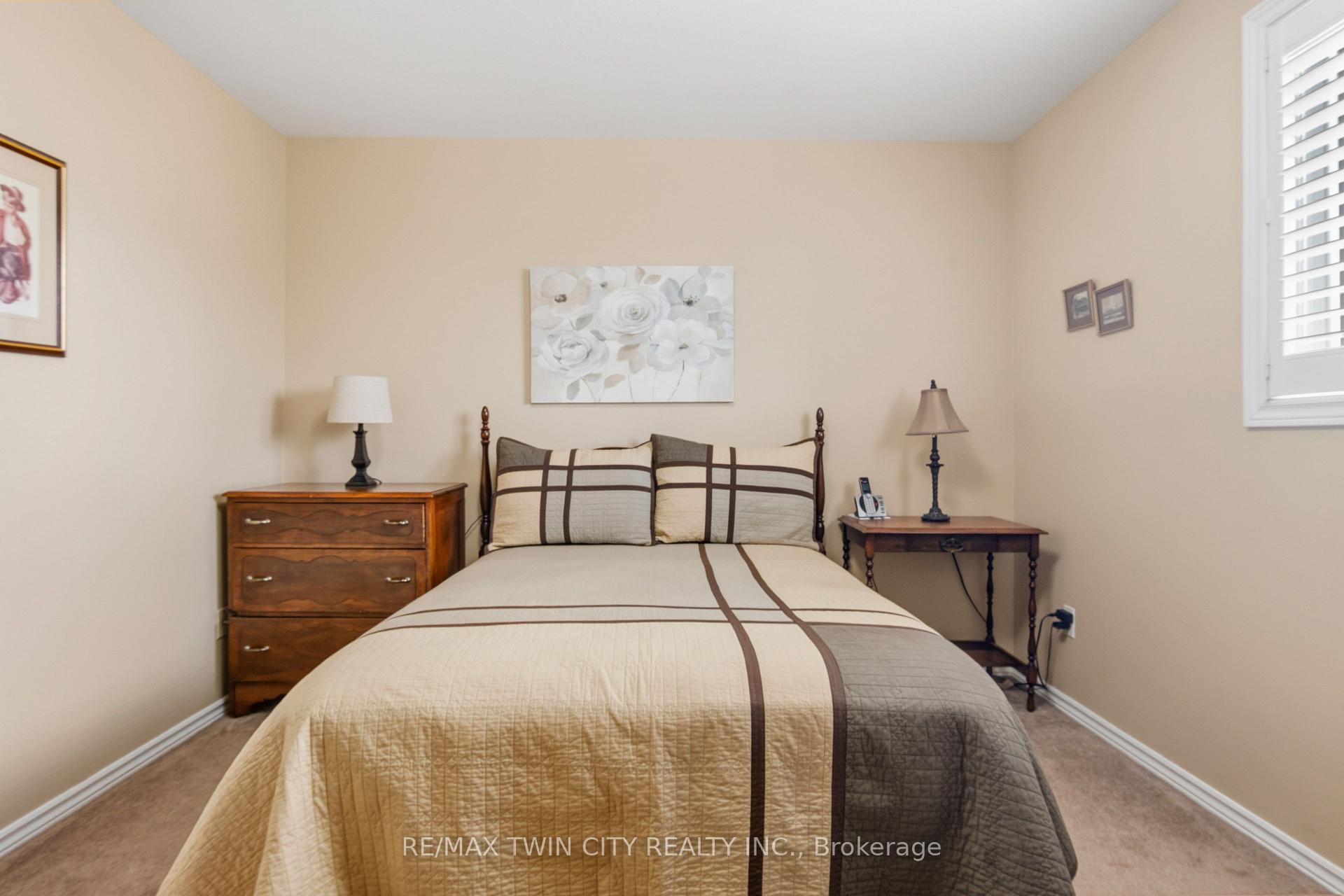 Photo 13 of 9 Nixon Avenue, Brant, Paris — HOMEH