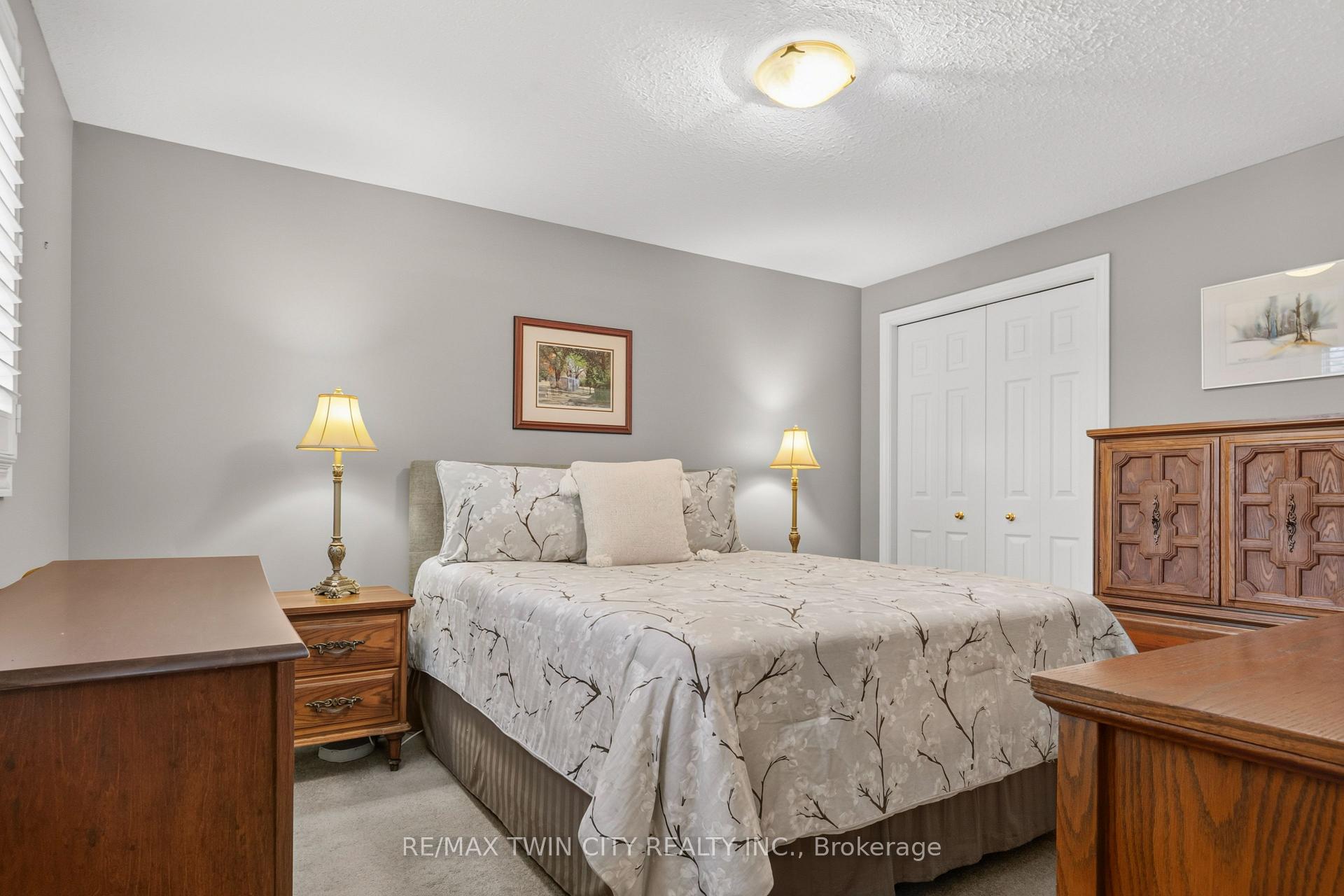 Photo 15 of 9 Nixon Avenue, Brant, Paris — HOMEH