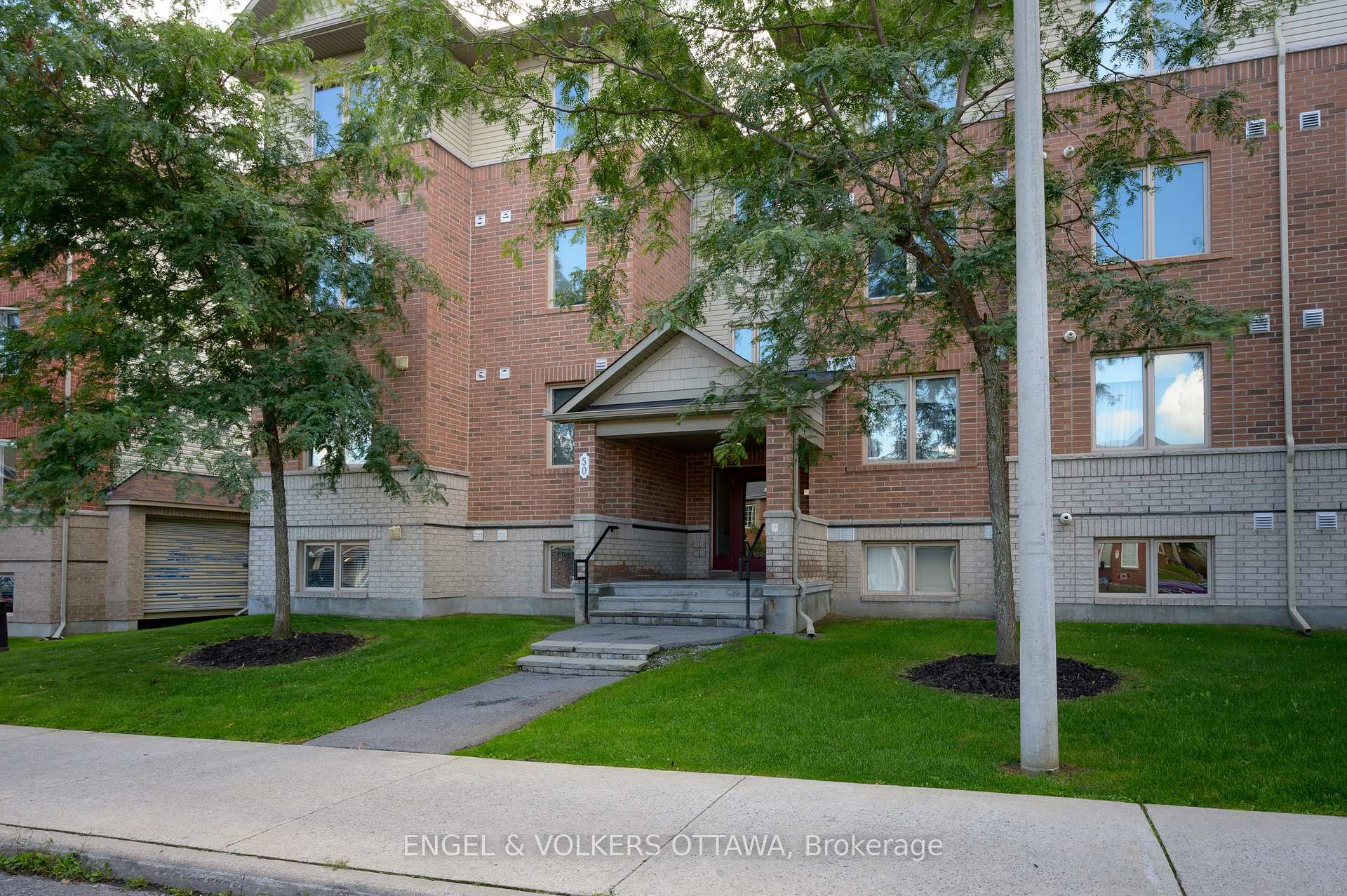 Photo of Unit 7, 50 Barnstone Drive