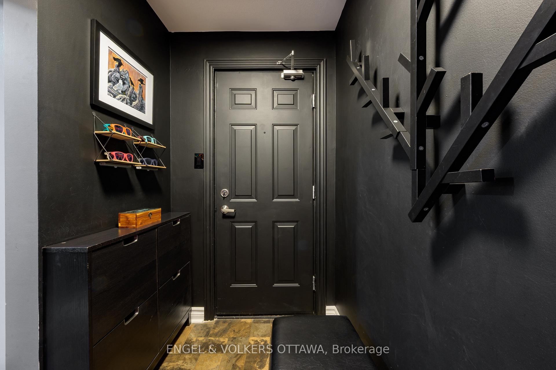 Photo 2 of Unit 7, 50 Barnstone Drive, Ottawa, Barrhaven East — HOMEH