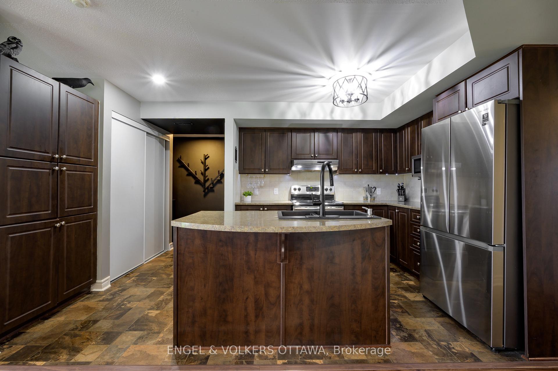 Photo 11 of Unit 7, 50 Barnstone Drive, Ottawa, Barrhaven East — HOMEH