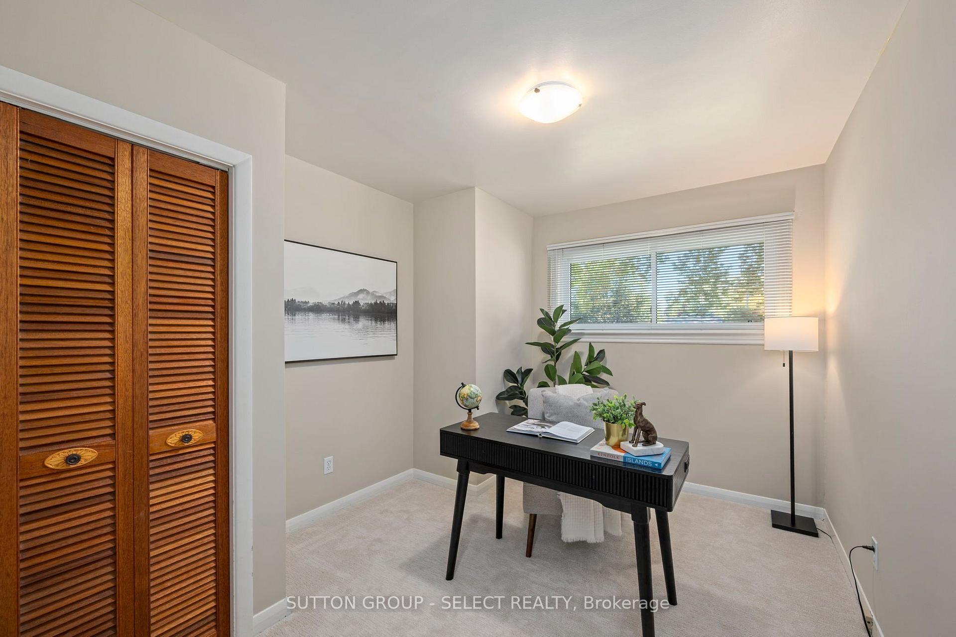 Photo 17 of 379 Willard Crescent, London, South B — HOMEH