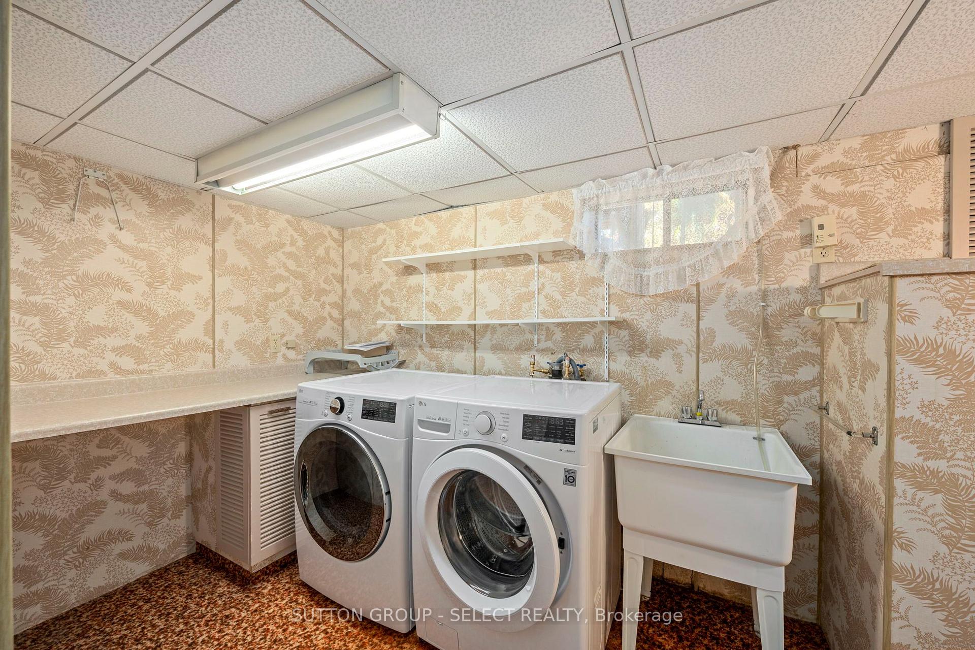 Photo 25 of 379 Willard Crescent, London, South B — HOMEH