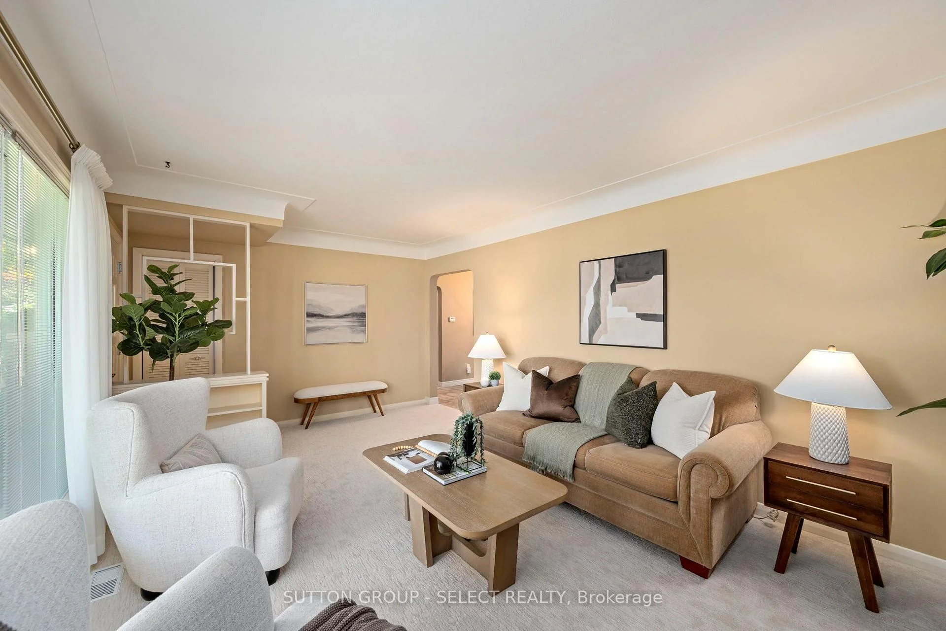 Photo 12 of 379 Willard Crescent, London, South B — HOMEH
