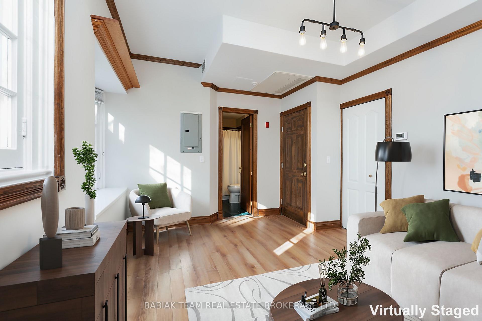Photo 2 of Unit 5, 228 St. George Street, Toronto, The Annex — HOMEH