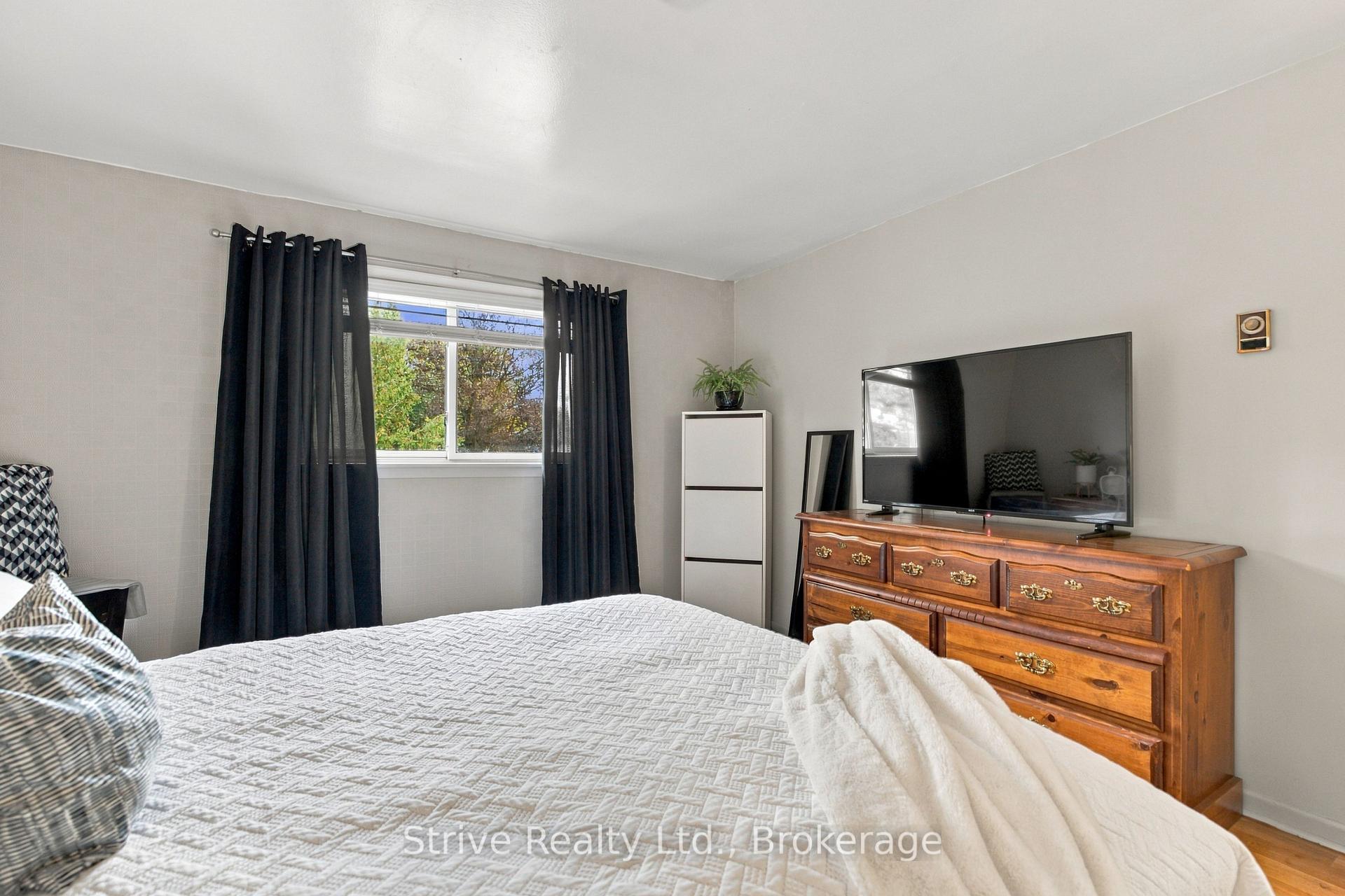 Photo 31 of 76 Waverley Road, Clarington, Bowmanville — HOMEH