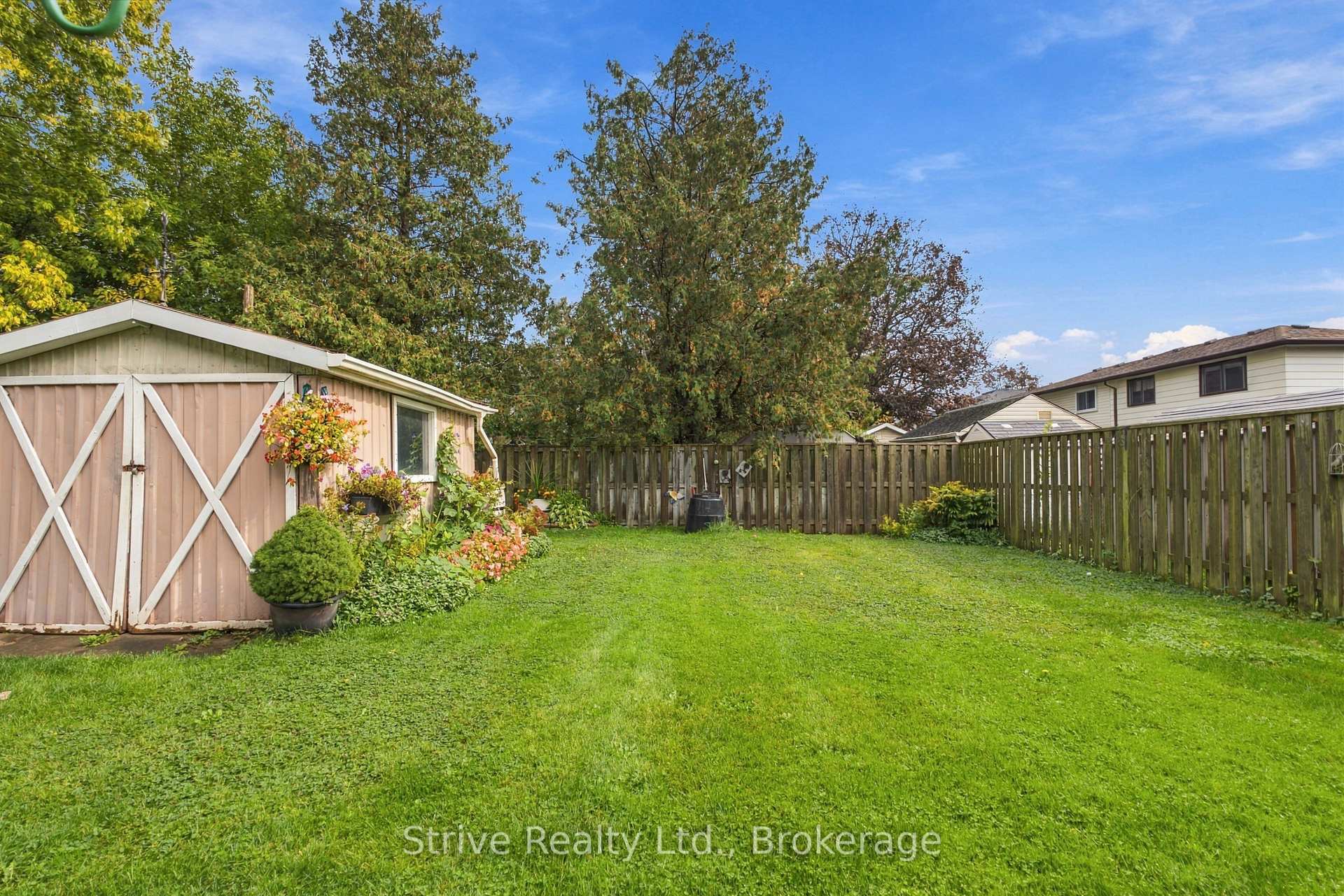 Photo 41 of 76 Waverley Road, Clarington, Bowmanville — HOMEH