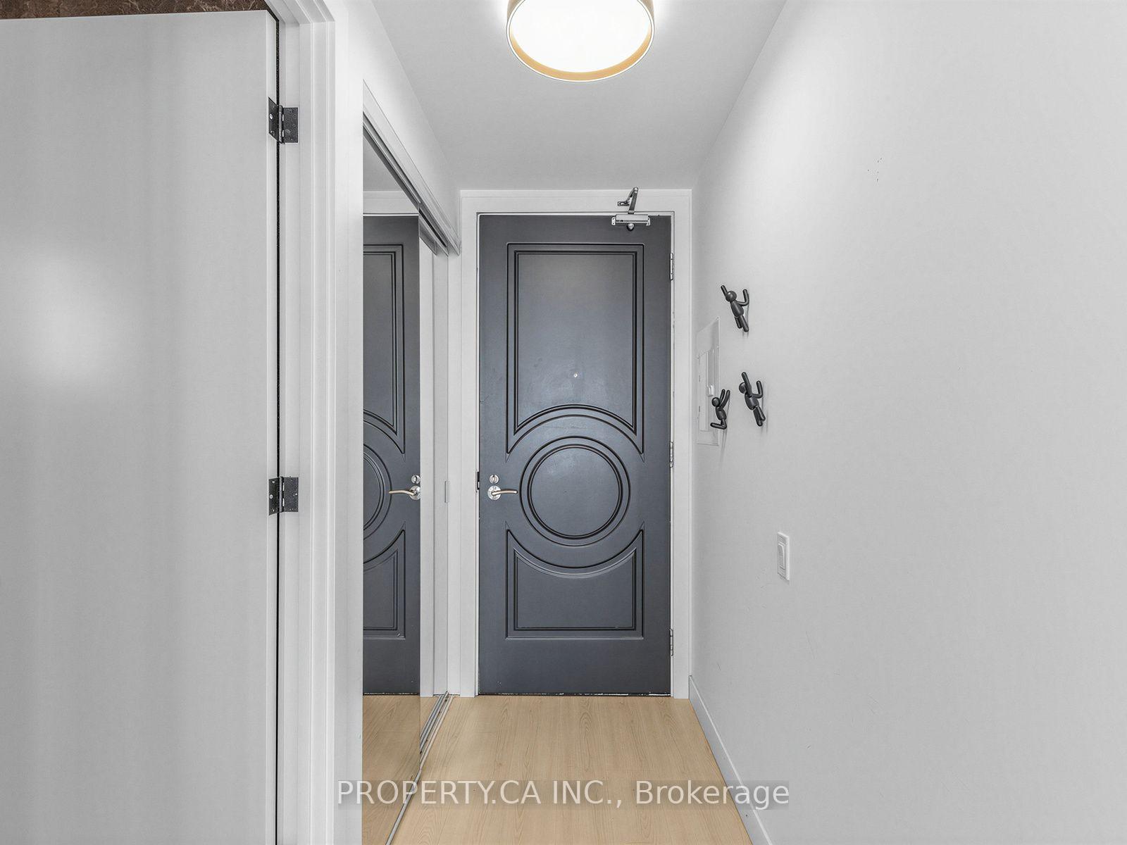Photo 4 of Unit 3509, 88 Blue Jays Way, Toronto, Waterfront Communities — HOMEH