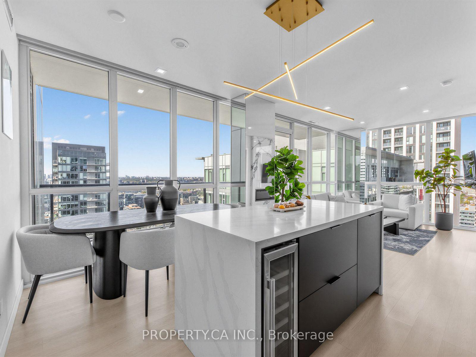 Photo 5 of Unit 3509, 88 Blue Jays Way, Toronto, Waterfront Communities — HOMEH