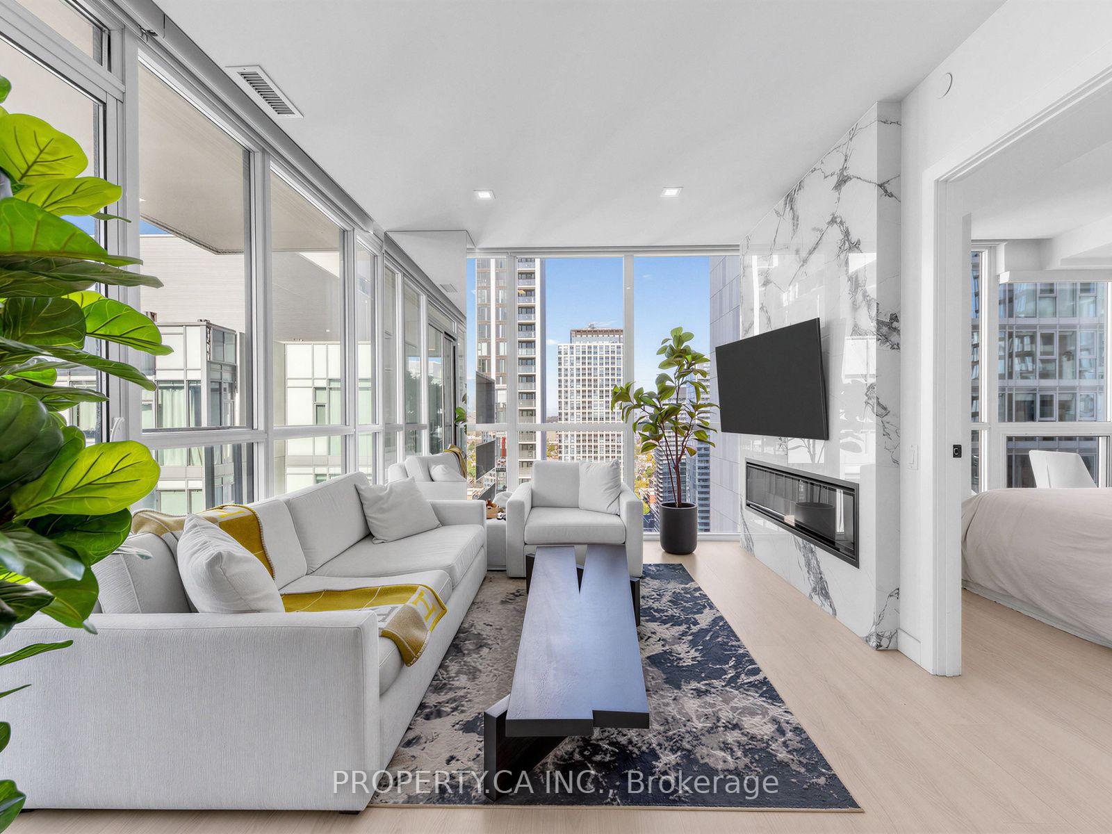 Photo 11 of Unit 3509, 88 Blue Jays Way, Toronto, Waterfront Communities — HOMEH