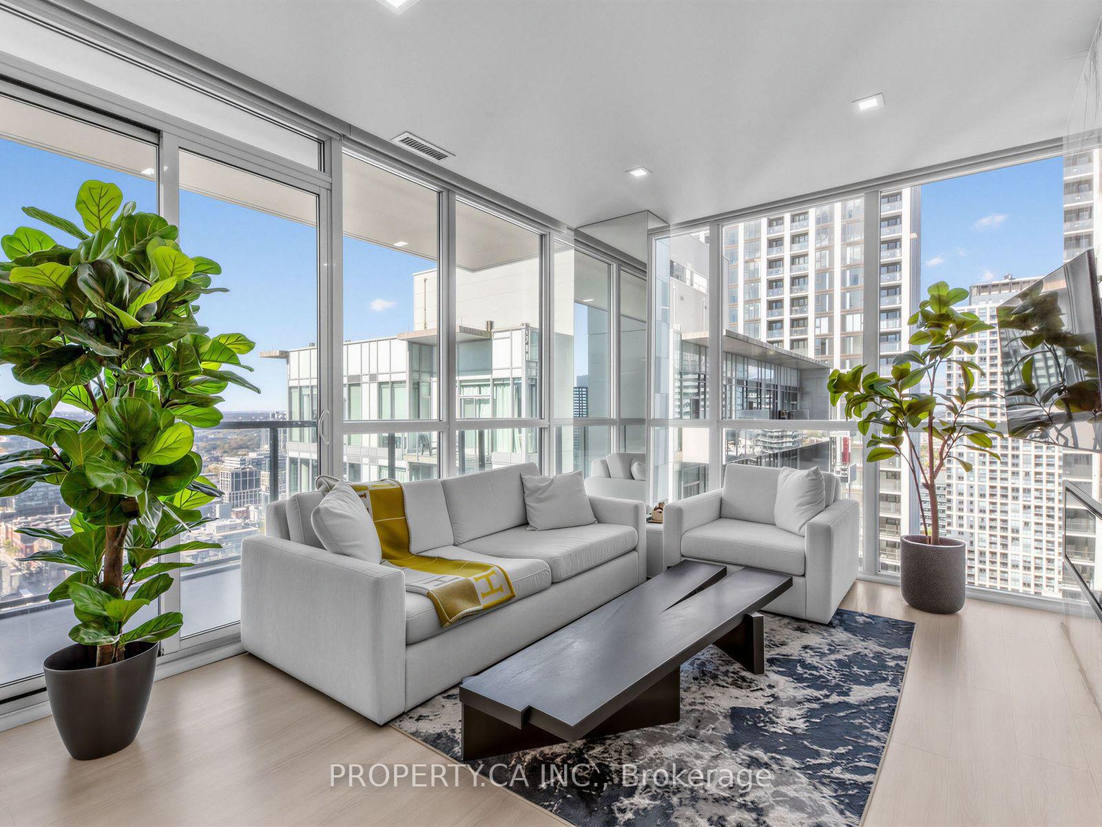 Photo 12 of Unit 3509, 88 Blue Jays Way, Toronto, Waterfront Communities — HOMEH