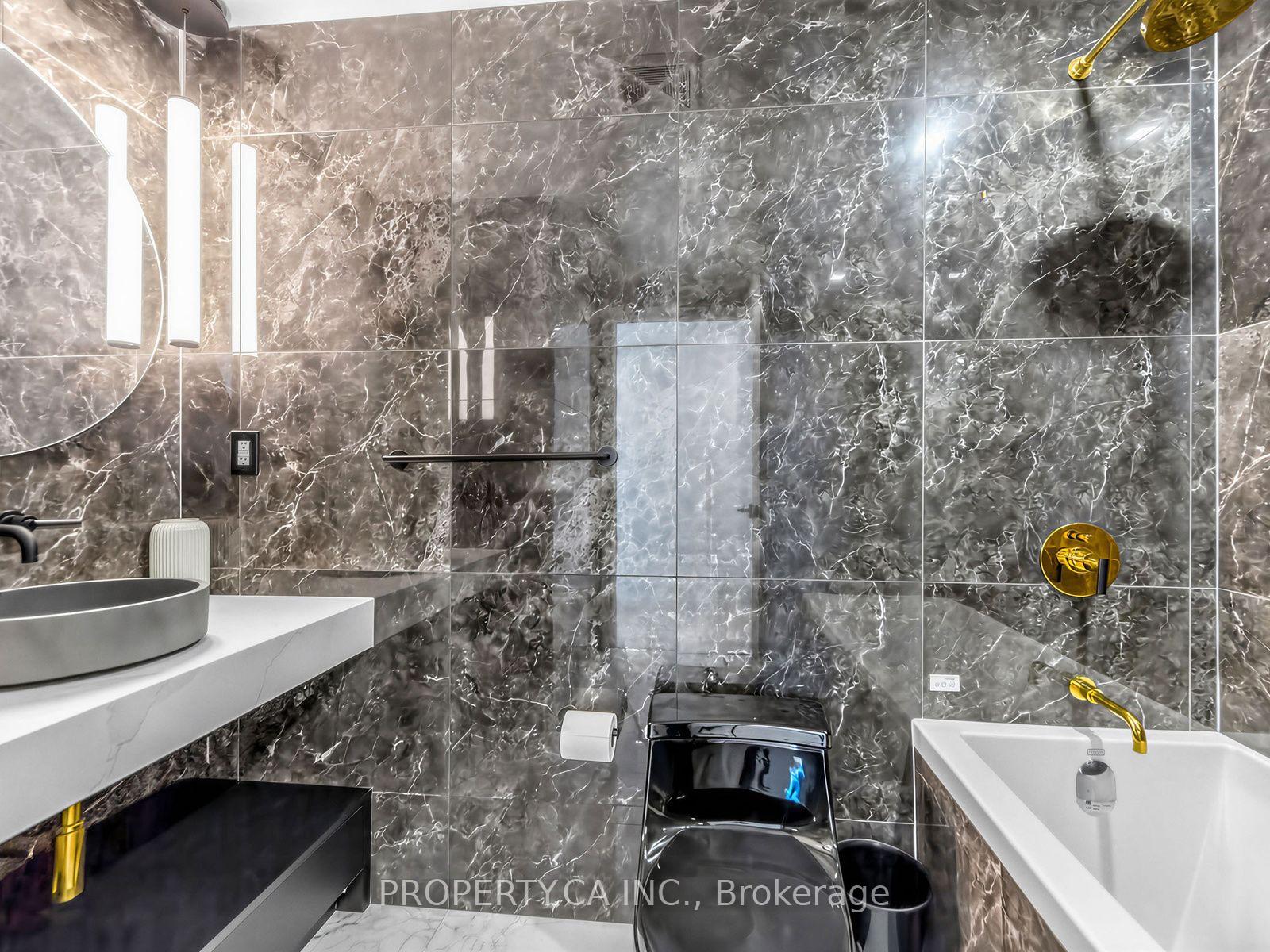 Photo 20 of Unit 3509, 88 Blue Jays Way, Toronto, Waterfront Communities — HOMEH