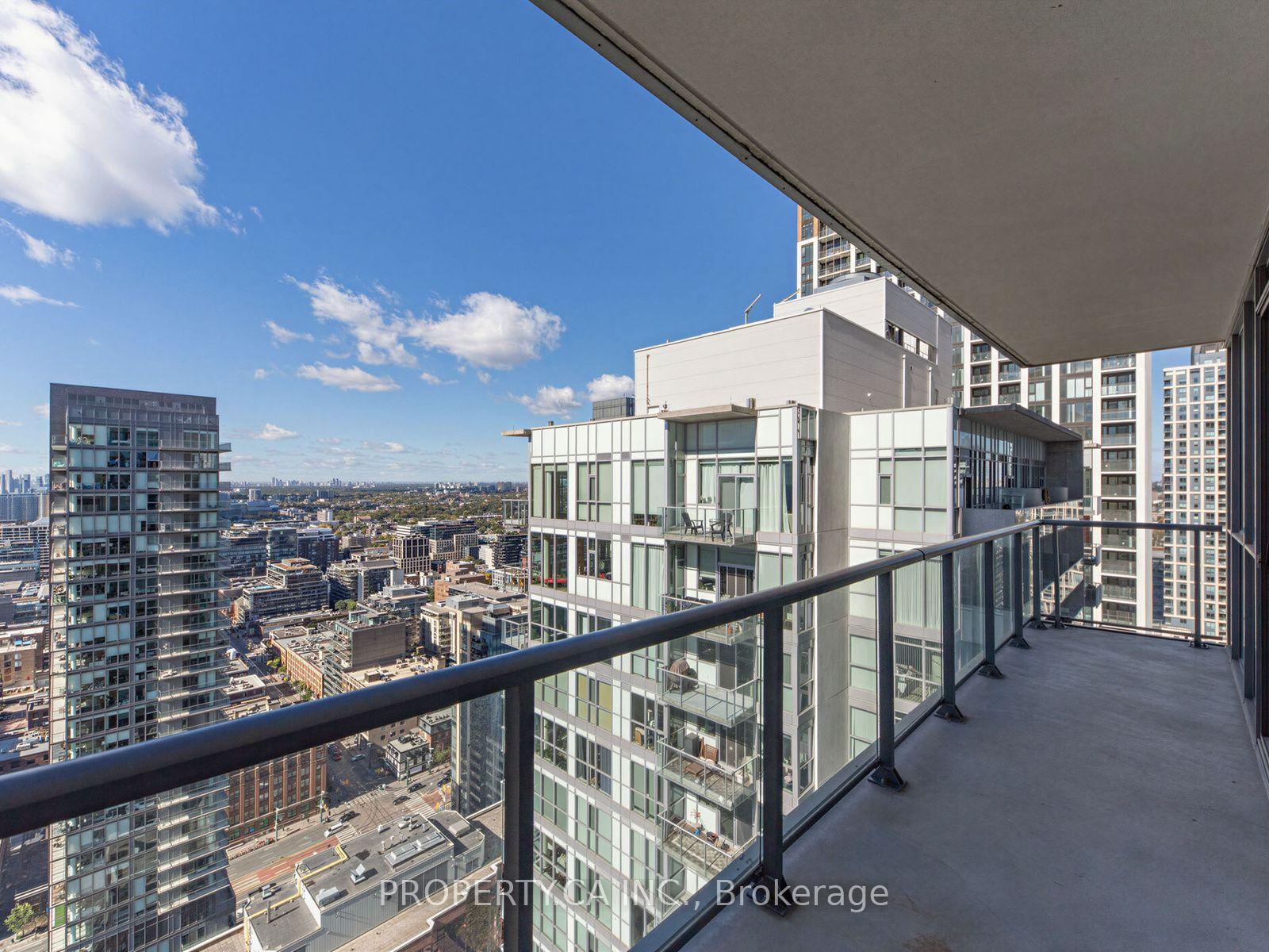 Photo 21 of Unit 3509, 88 Blue Jays Way, Toronto, Waterfront Communities — HOMEH