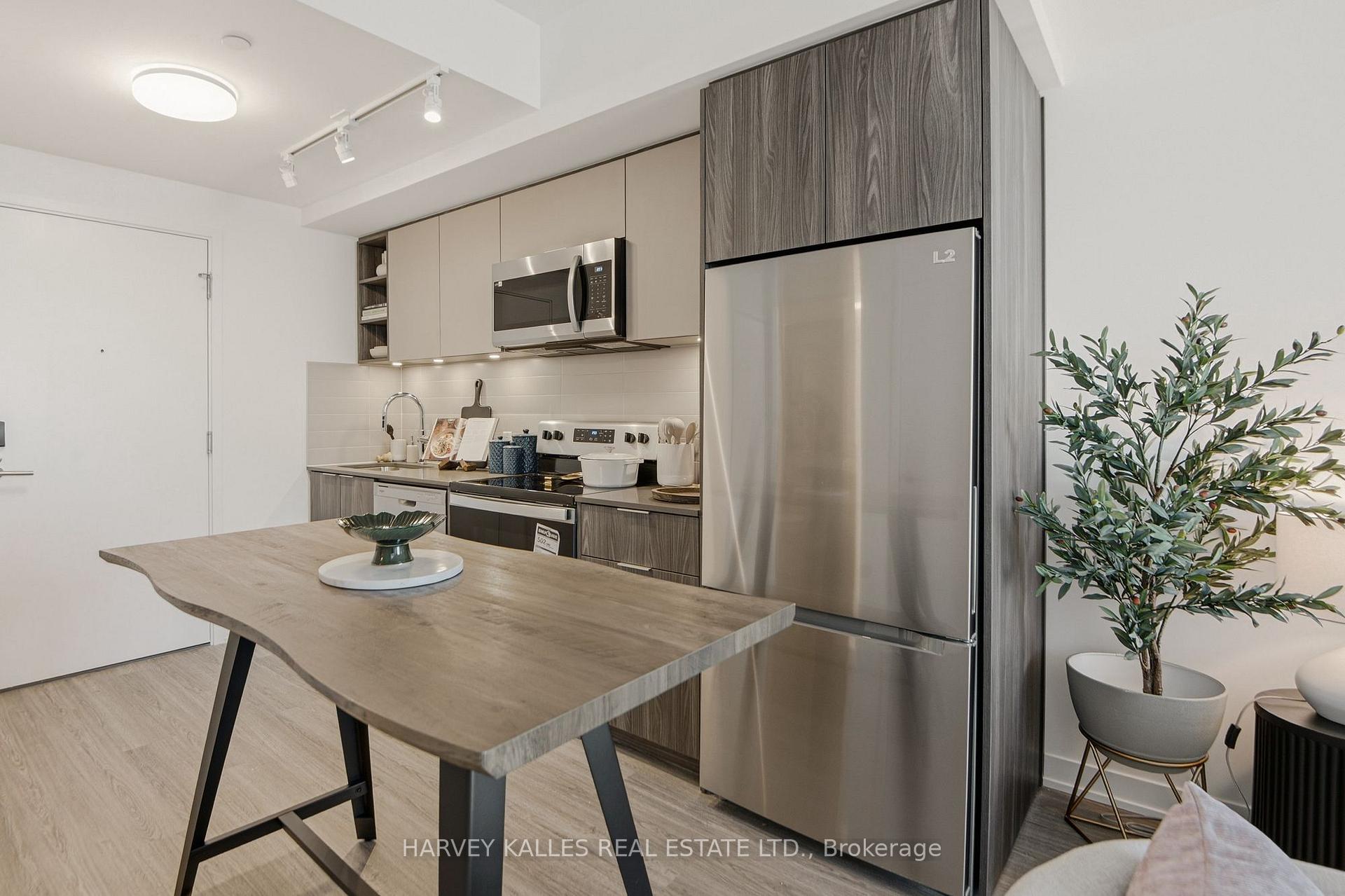 Photo 4 of Unit 3102, 100 Eastdale Avenue, Toronto, Crescent Town — HOMEH