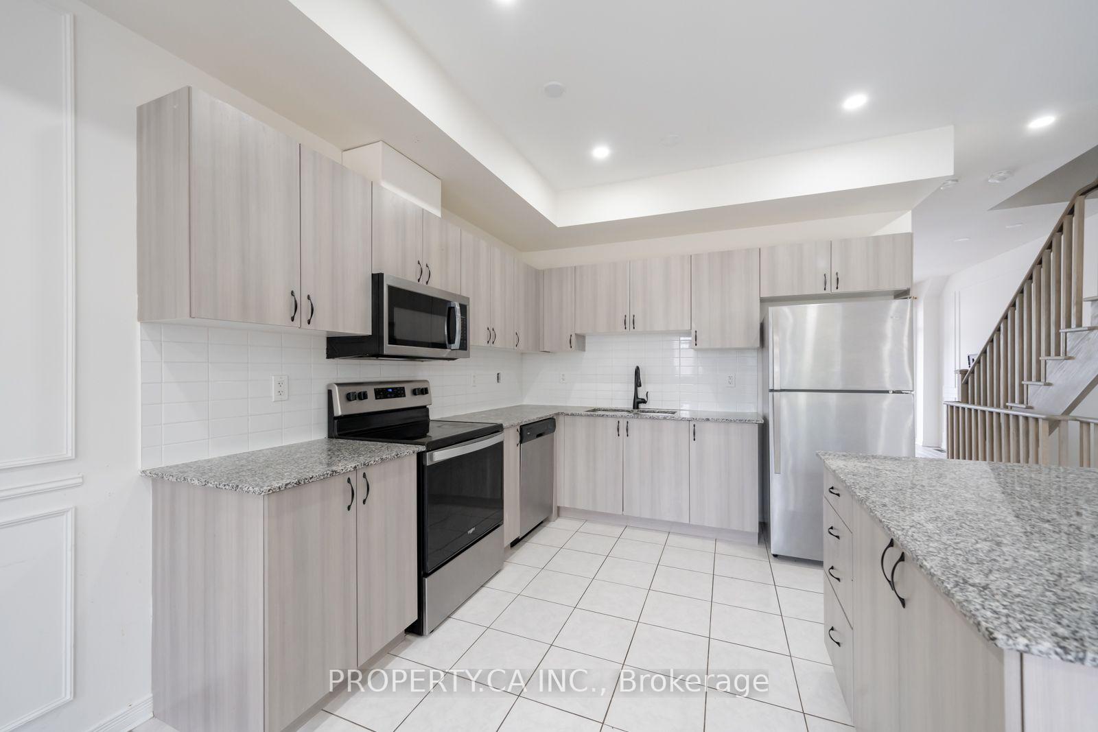 Photo 6 of 27 Healthcote Lane, Ajax, Central East — HOMEH
