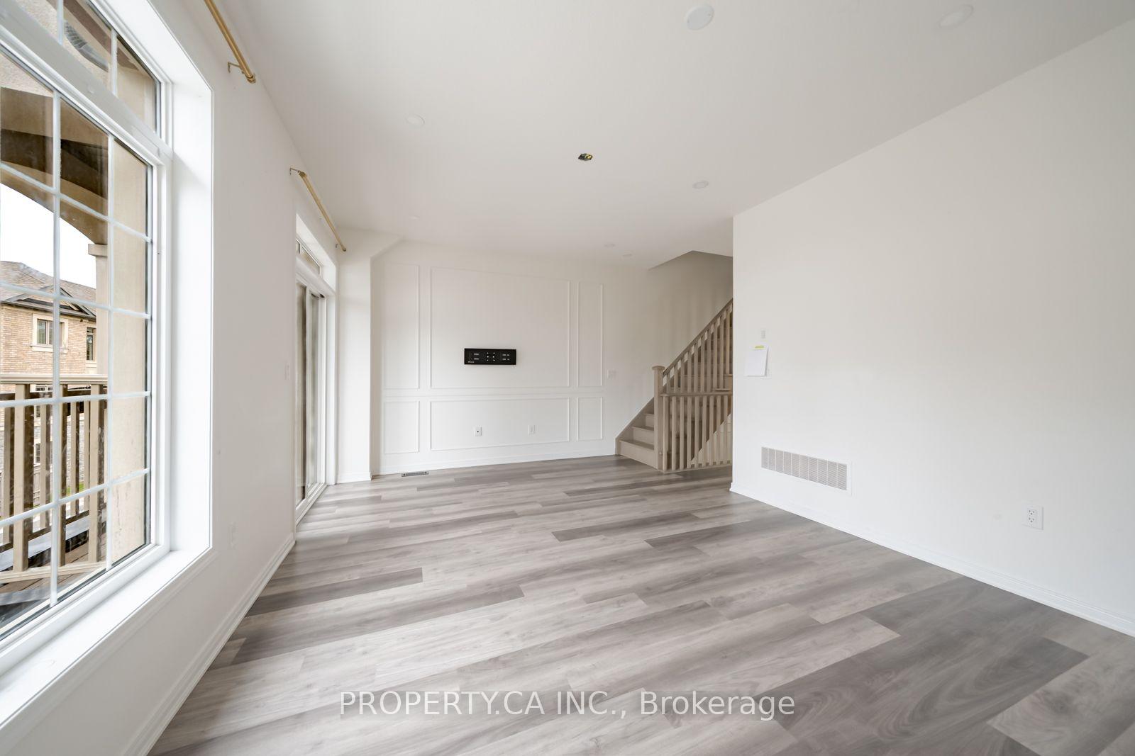 Photo 13 of 27 Healthcote Lane, Ajax, Central East — HOMEH