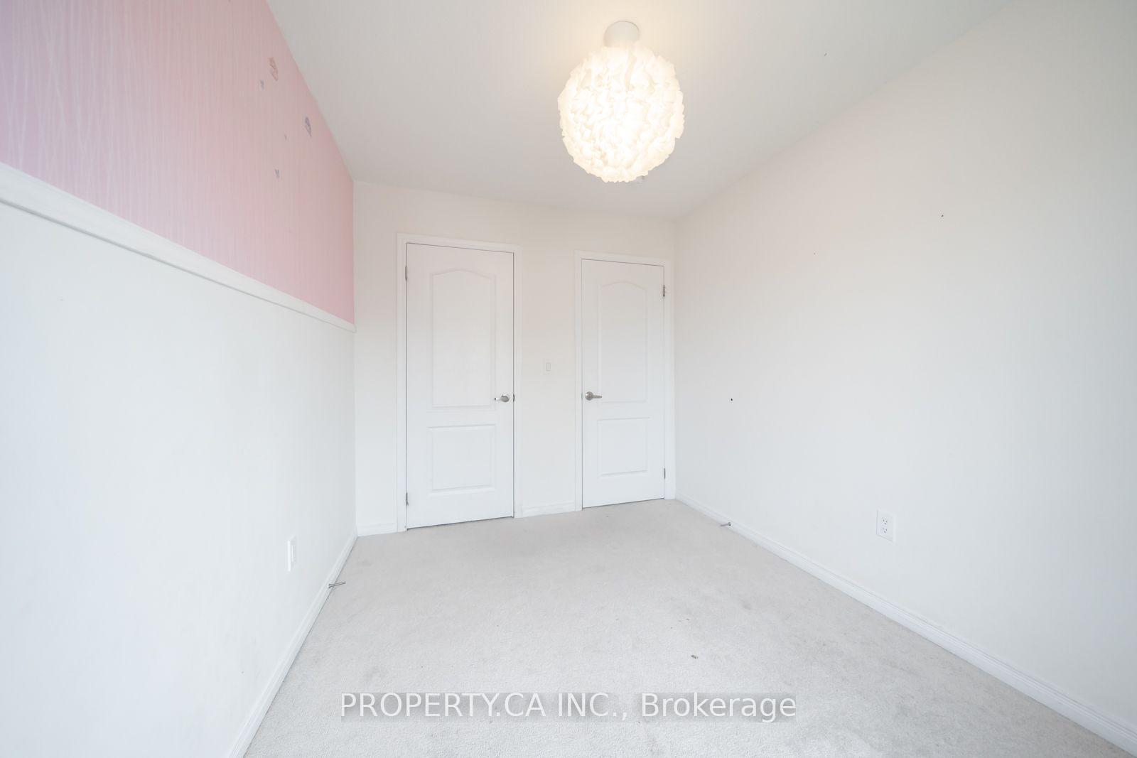 Photo 15 of 27 Healthcote Lane, Ajax, Central East — HOMEH