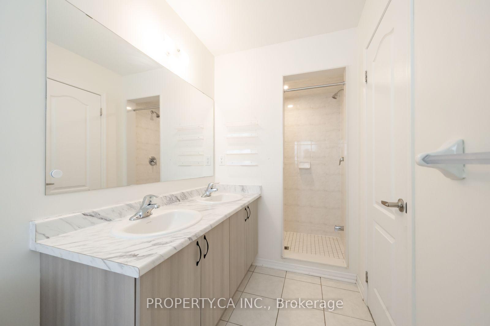 Photo 21 of 27 Healthcote Lane, Ajax, Central East — HOMEH