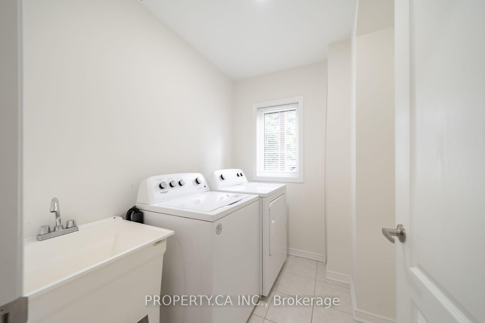 Photo 25 of 27 Healthcote Lane, Ajax, Central East — HOMEH