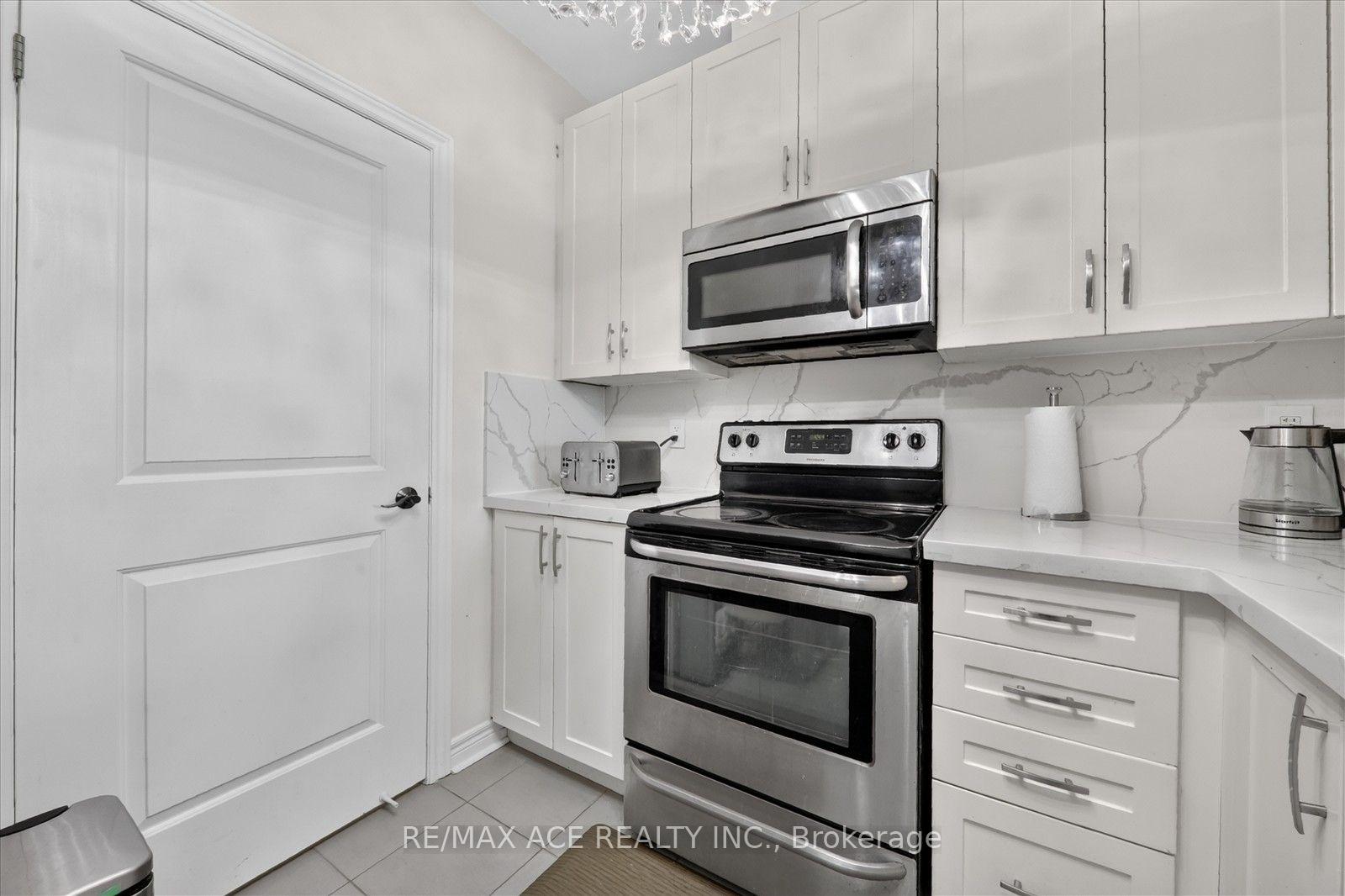 Photo 9 of Unit 615, 7400 Markham Road, Markham, Middlefield — HOMEH
