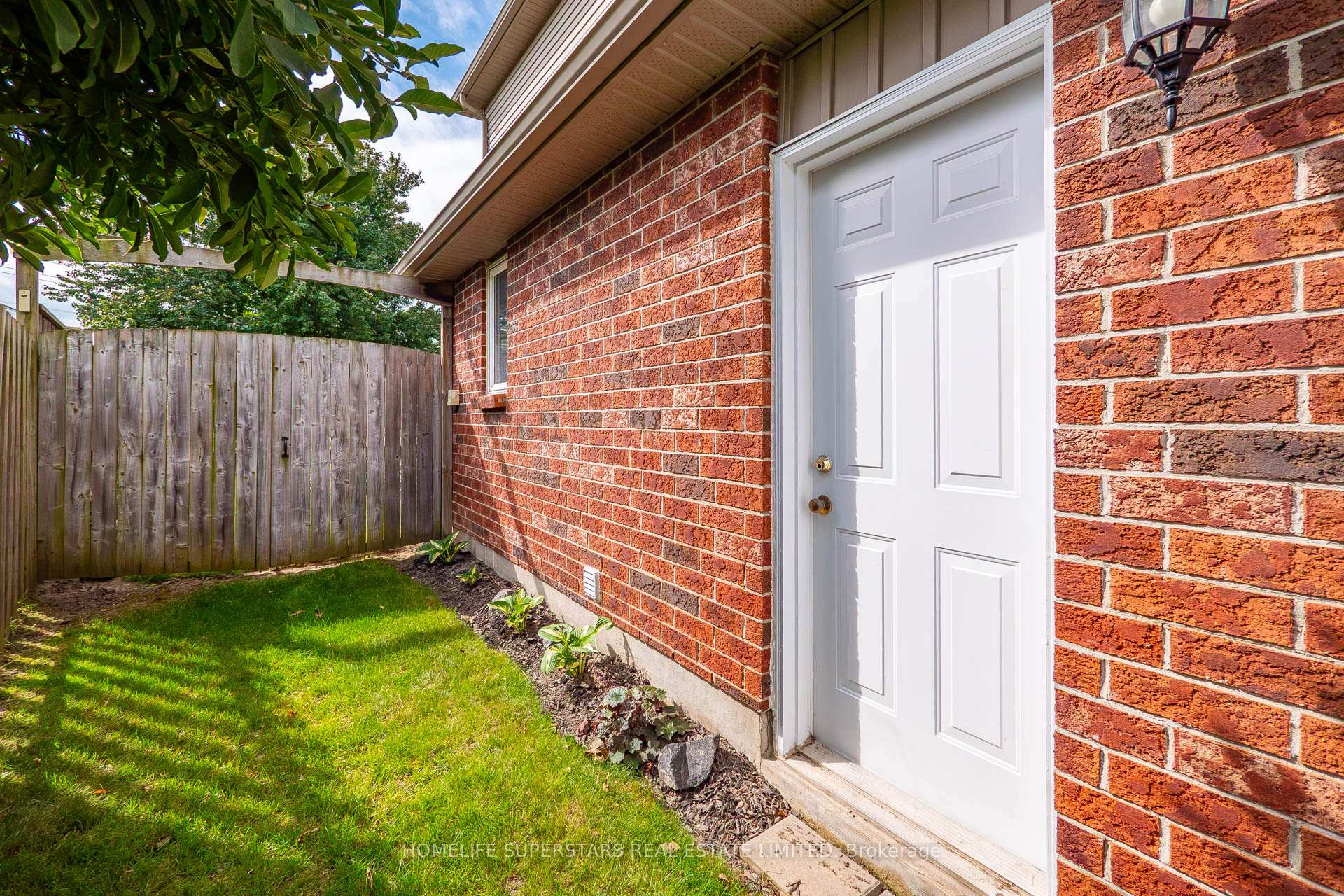Photo 42 of 17 George Schmitt Court, Wilmot, Baden — HOMEH