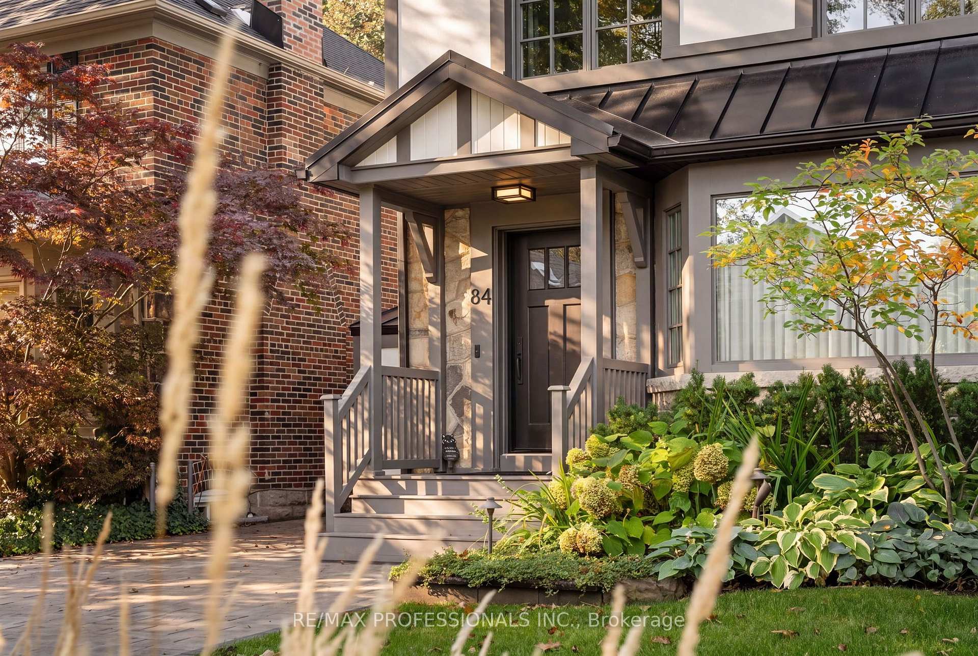 Photo 6 of 84 Humbervale Boulevard, Etobicoke, Stonegate-Queensway — HOMEH