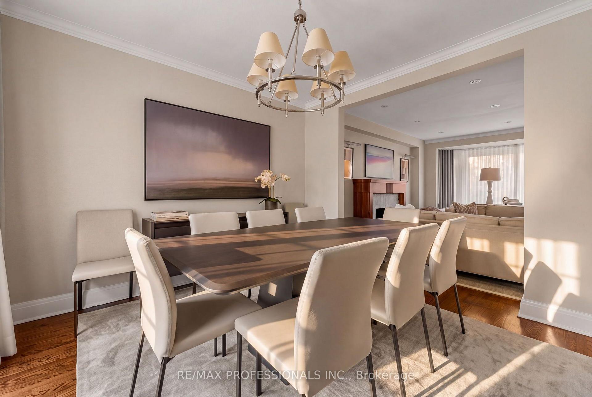 Photo 12 of 84 Humbervale Boulevard, Etobicoke, Stonegate-Queensway — HOMEH