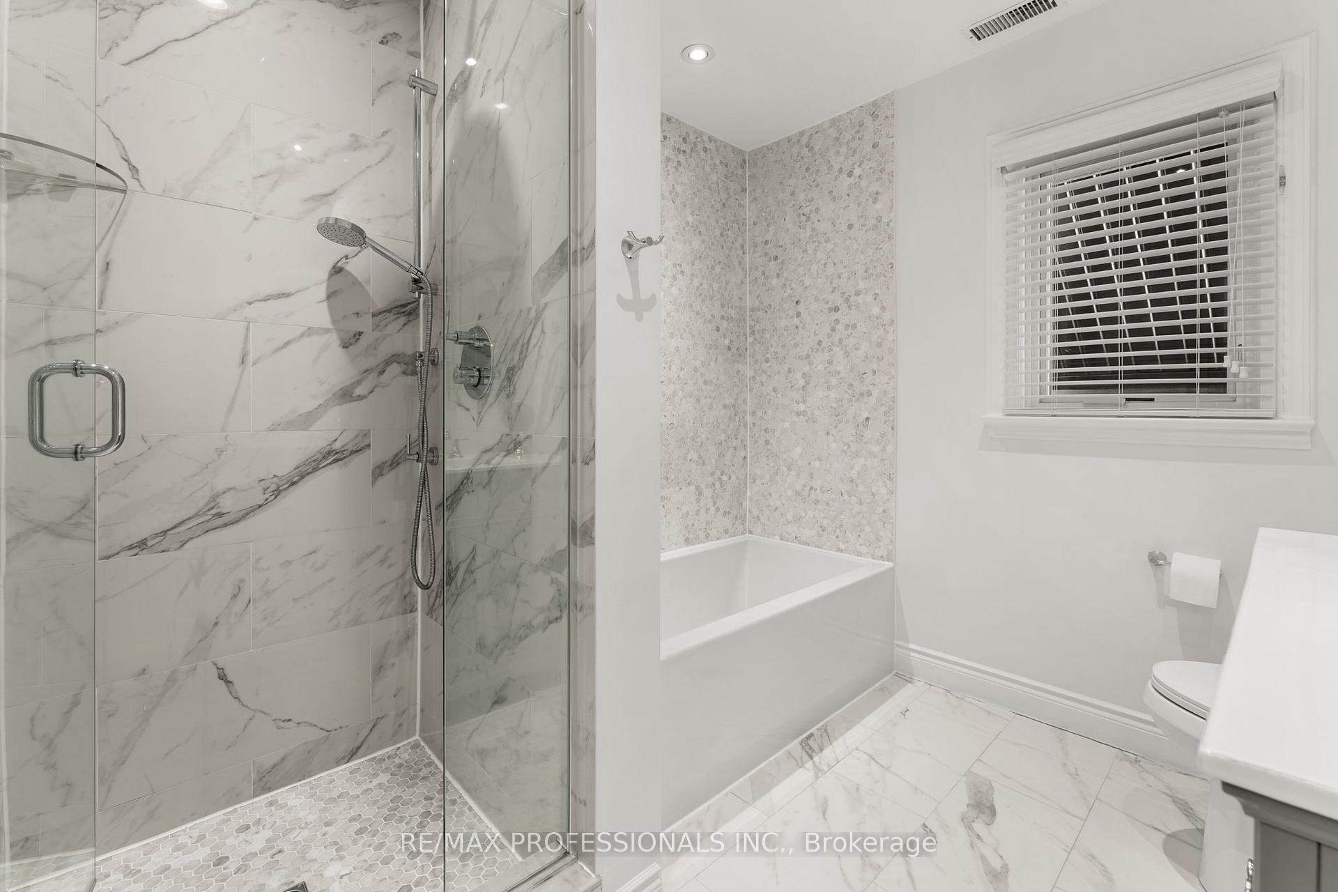 Photo 25 of 84 Humbervale Boulevard, Etobicoke, Stonegate-Queensway — HOMEH