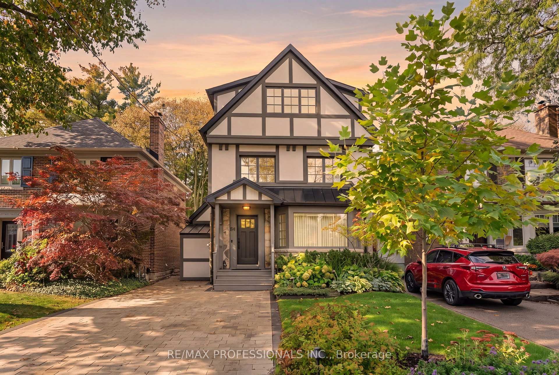 Photo 46 of 84 Humbervale Boulevard, Etobicoke, Stonegate-Queensway — HOMEH