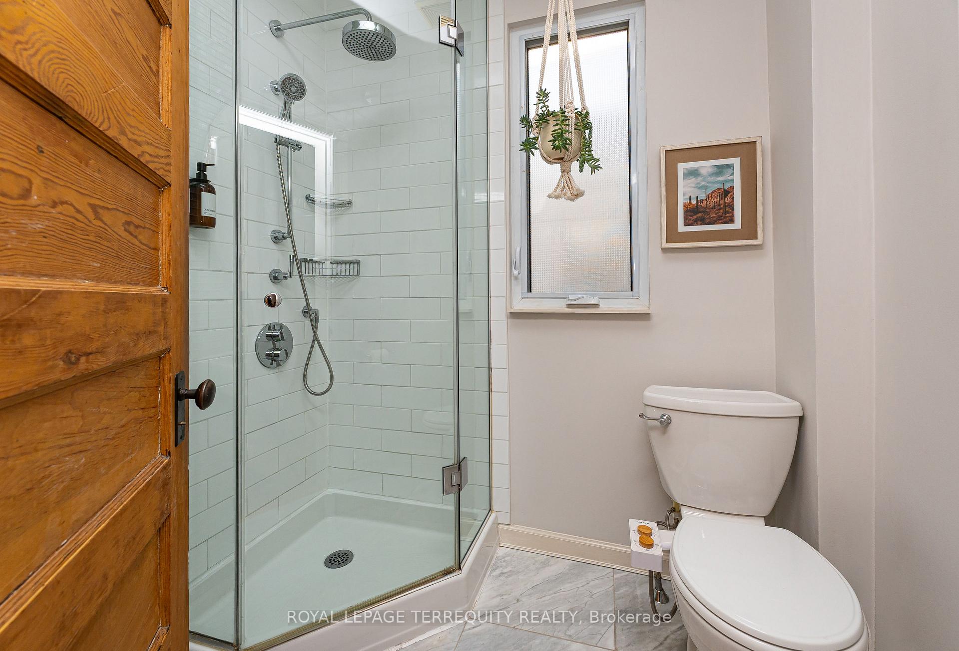 Photo 17 of 45 Dingwall Avenue, Toronto, Blake-Jones — HOMEH