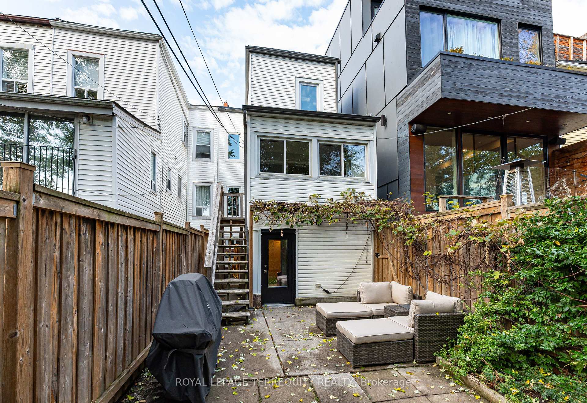 Photo 30 of 45 Dingwall Avenue, Toronto, Blake-Jones — HOMEH